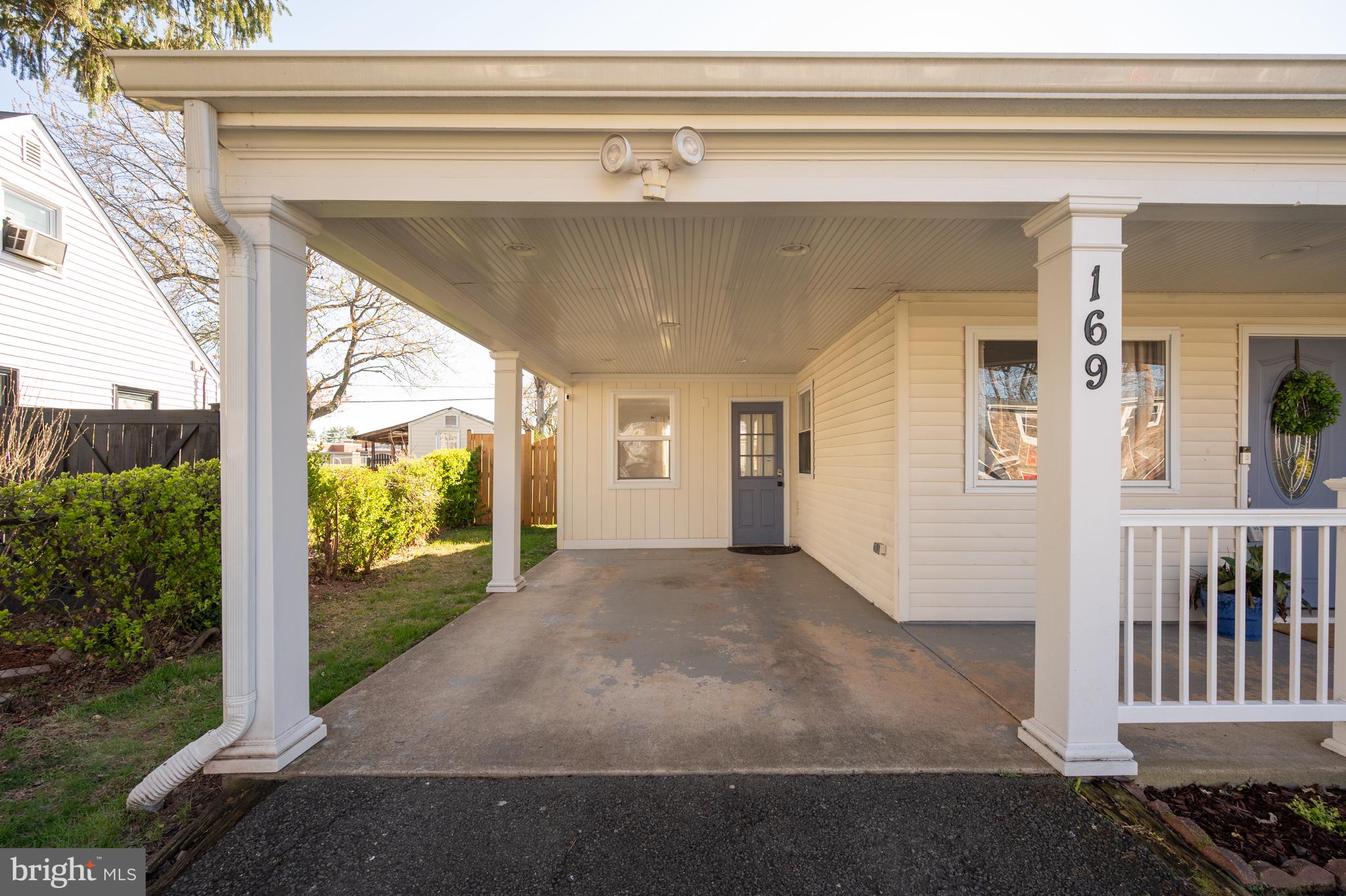 MANASSAS PARK - Residential