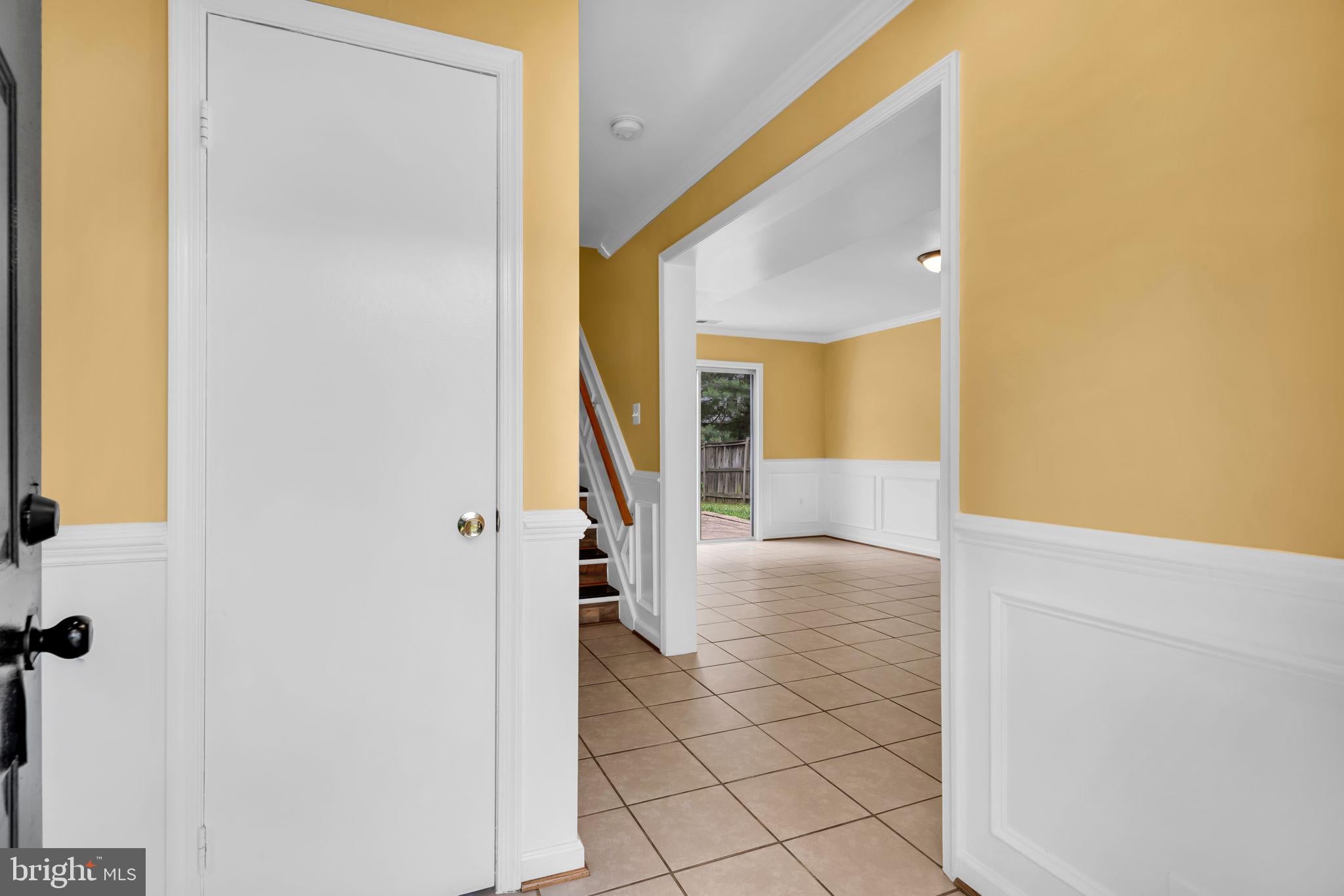 5566 SAINT CHARLES DRIVE