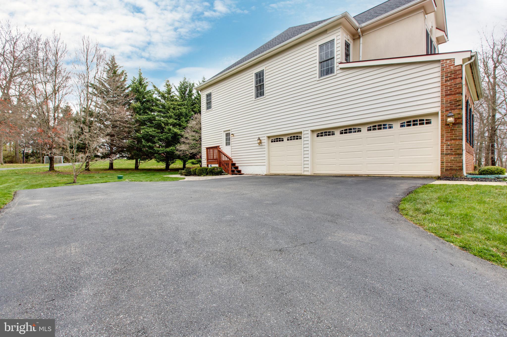 RESERVE AT VISTA RIDGE - Residential