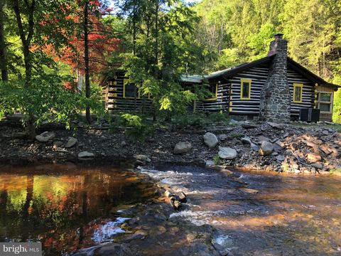 Homes For Sale - 2146 & 2138 Bridge Side Drive<br/> Monroe County, EAST STROUDSBURG, PA 18302