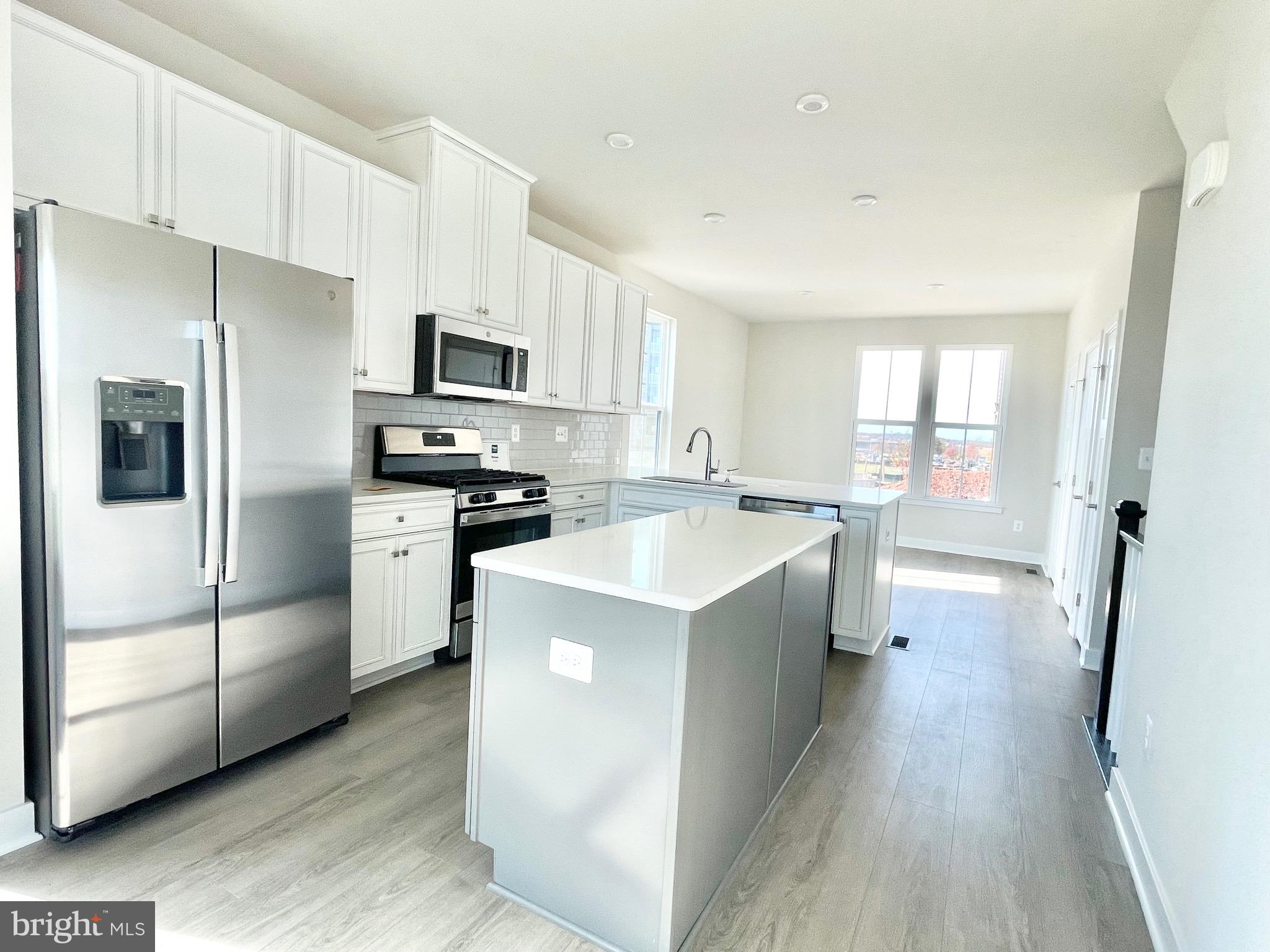 ELLIPSE AT WESTFIELDS - Residential Lease