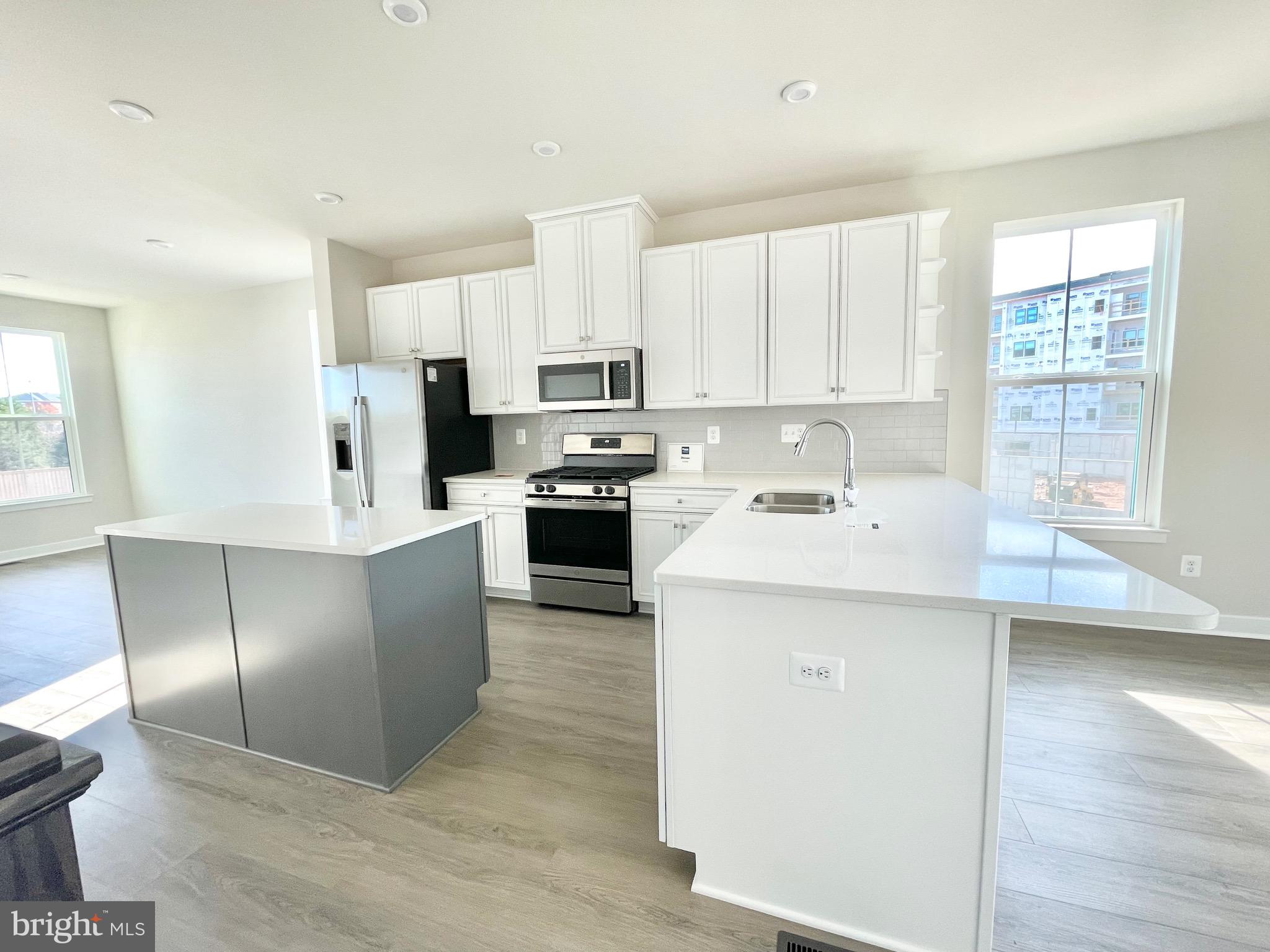 ELLIPSE AT WESTFIELDS - Residential Lease