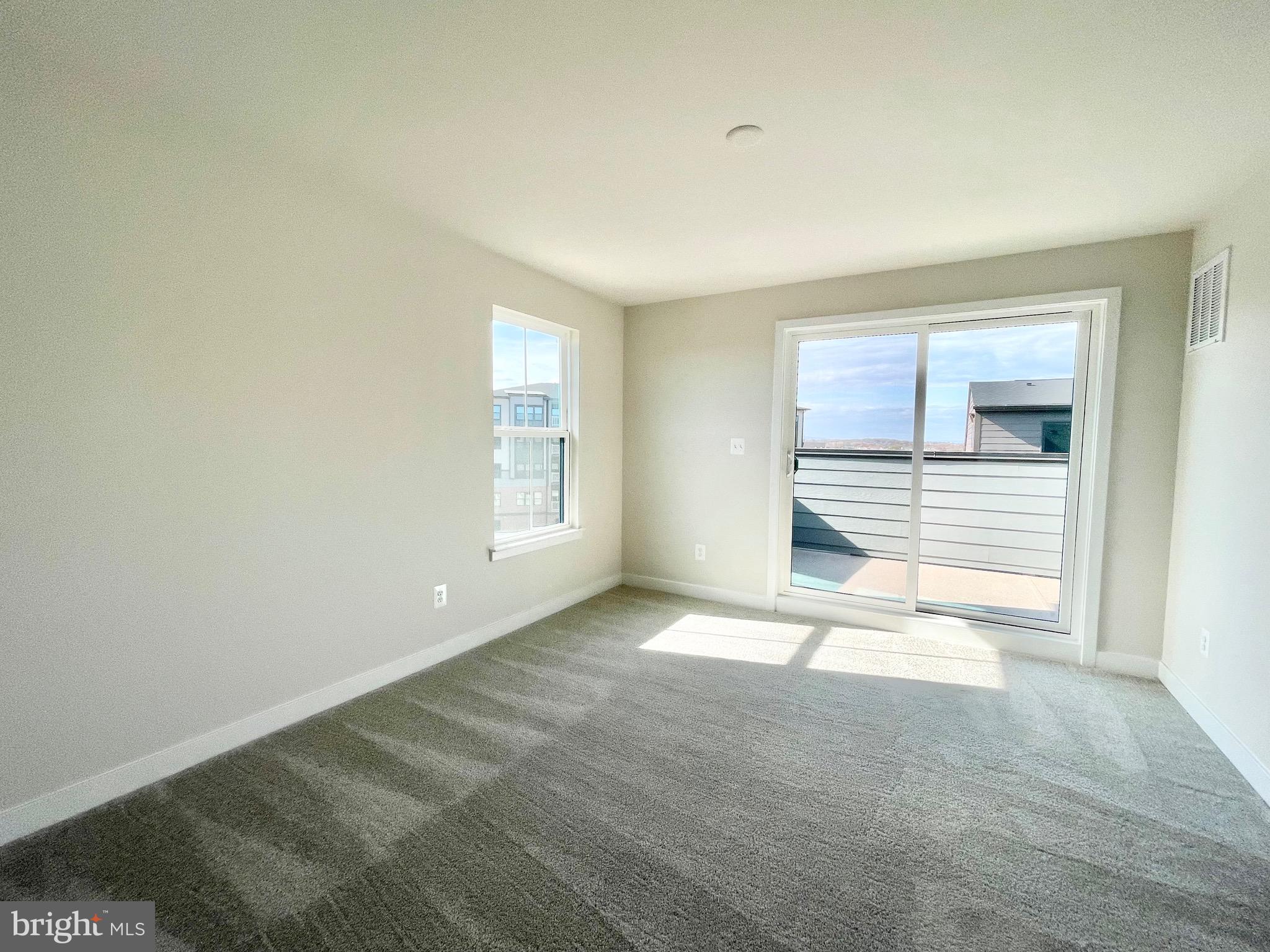 ELLIPSE AT WESTFIELDS - Residential Lease