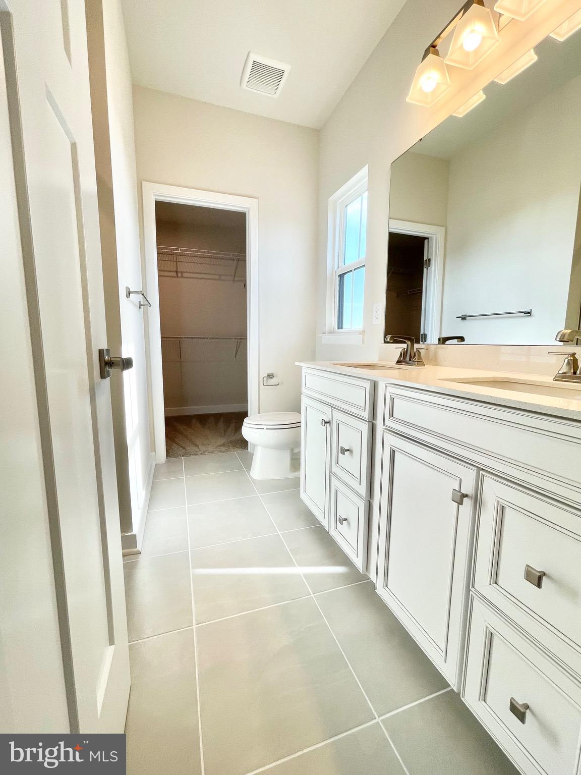 ELLIPSE AT WESTFIELDS - Residential Lease