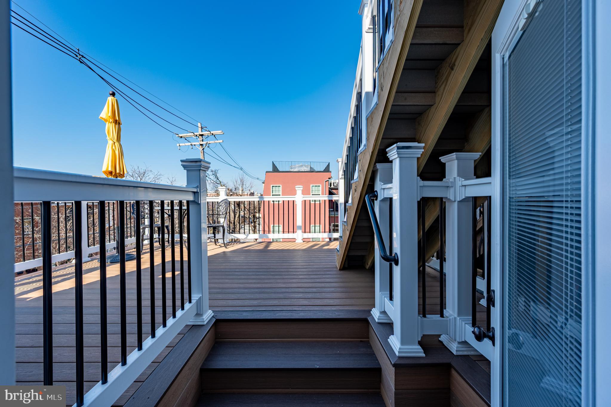 LOCUST POINT - Residential