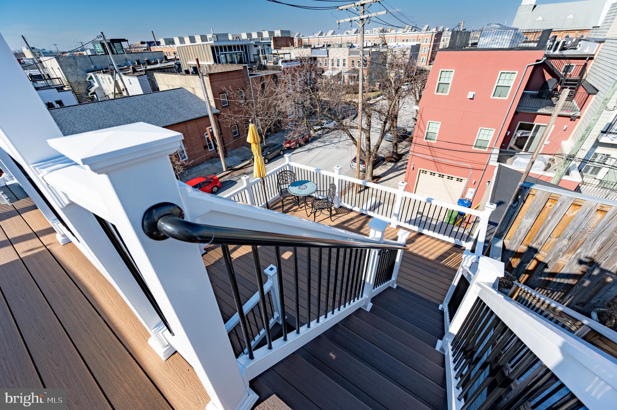 LOCUST POINT - Residential