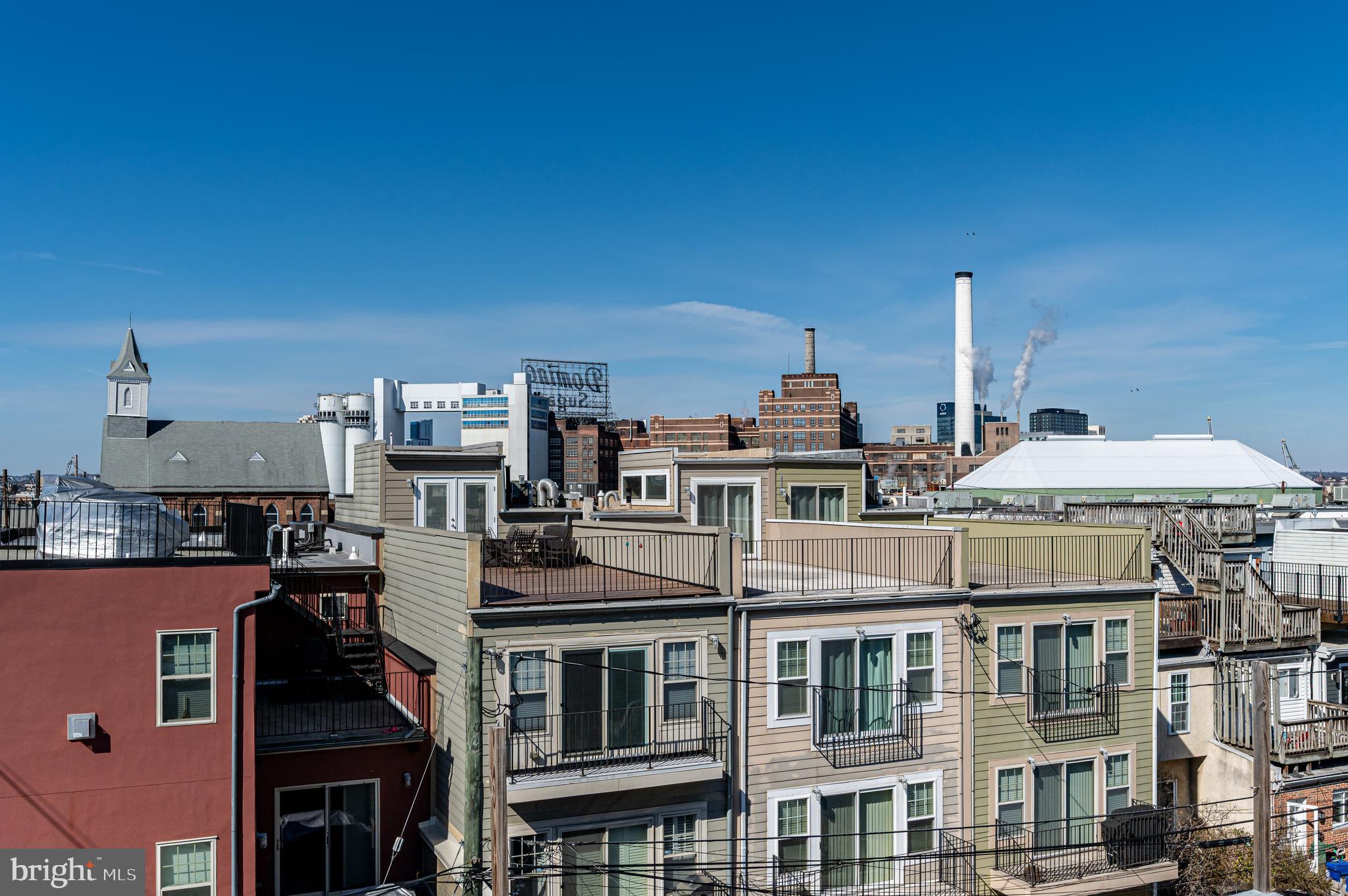 LOCUST POINT - Residential