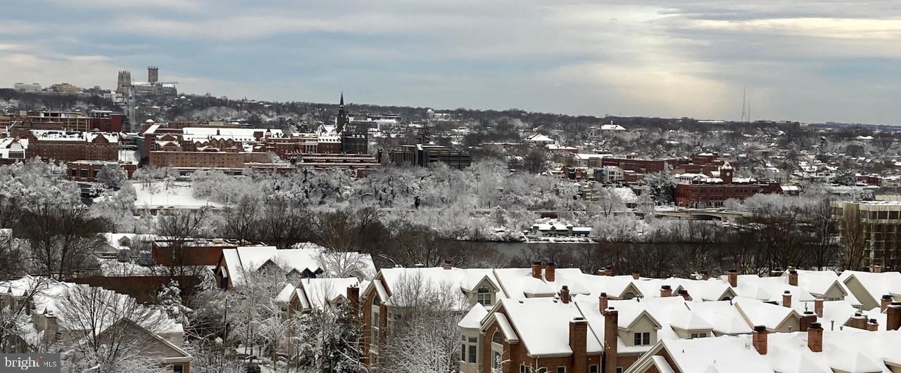 THE ATRIUM - Residential
