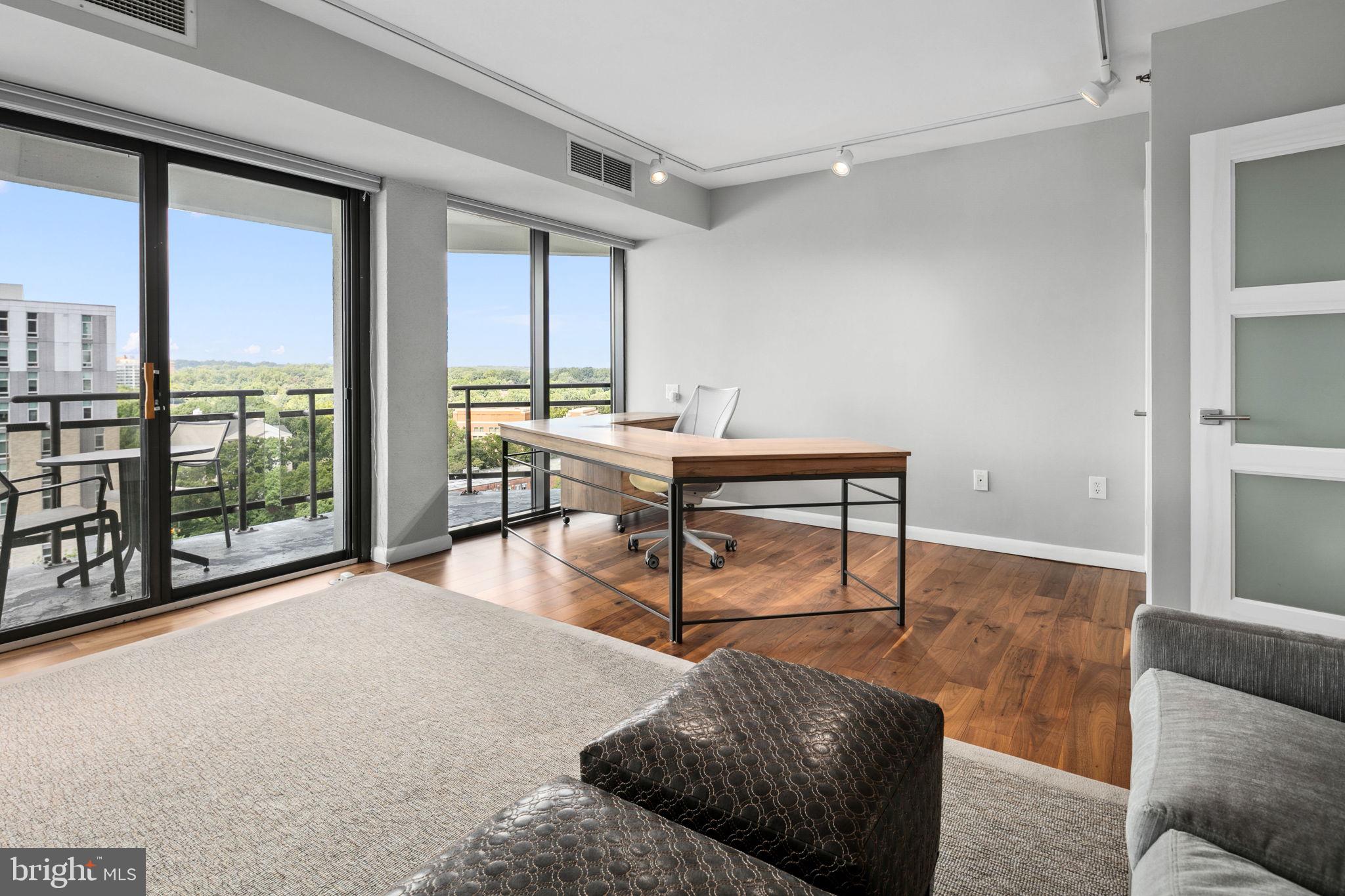 THE ATRIUM - Residential