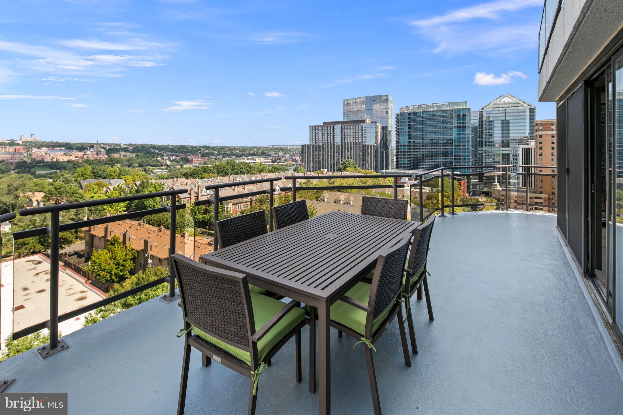 THE ATRIUM - Residential