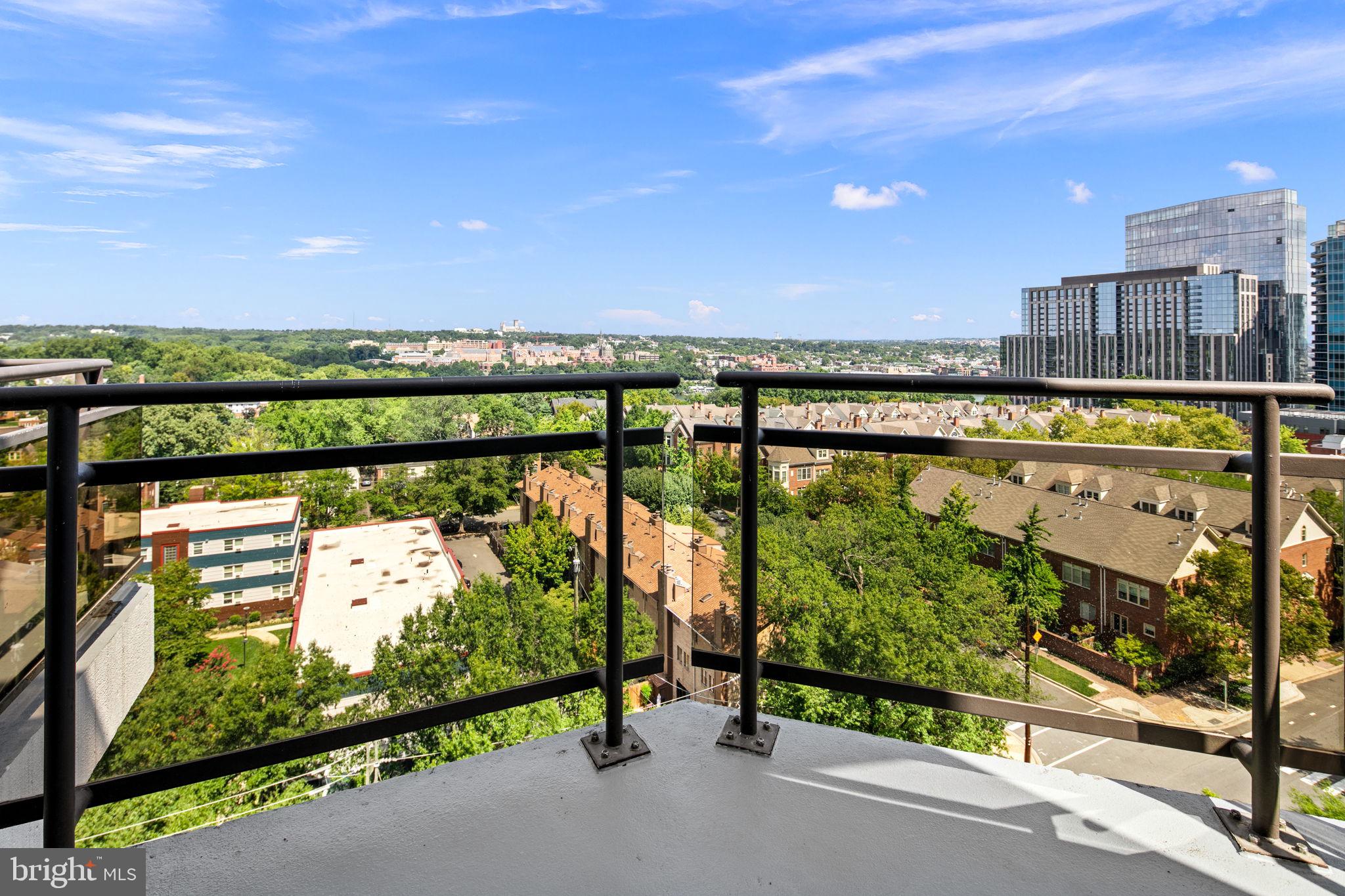 THE ATRIUM - Residential