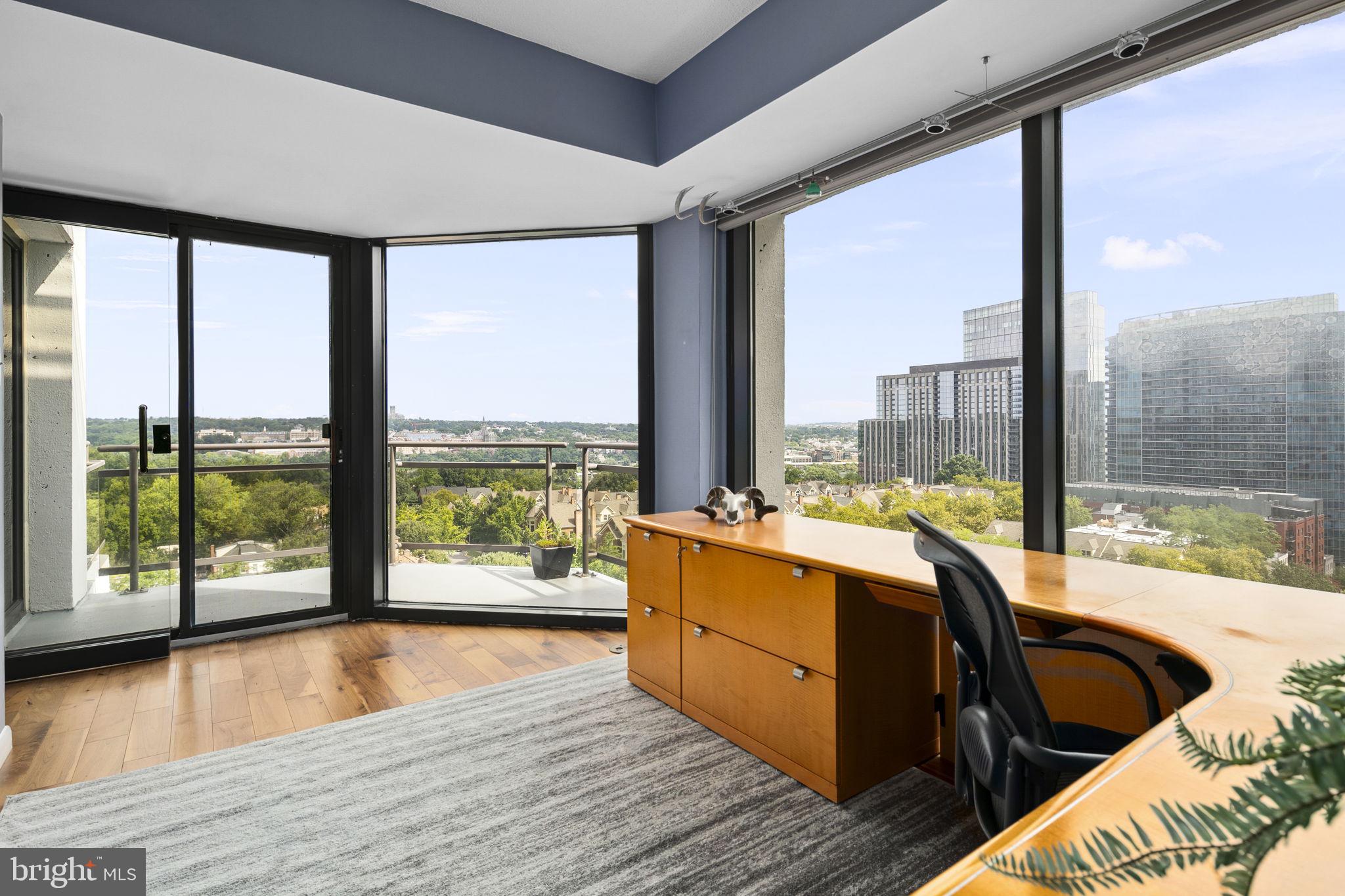 THE ATRIUM - Residential