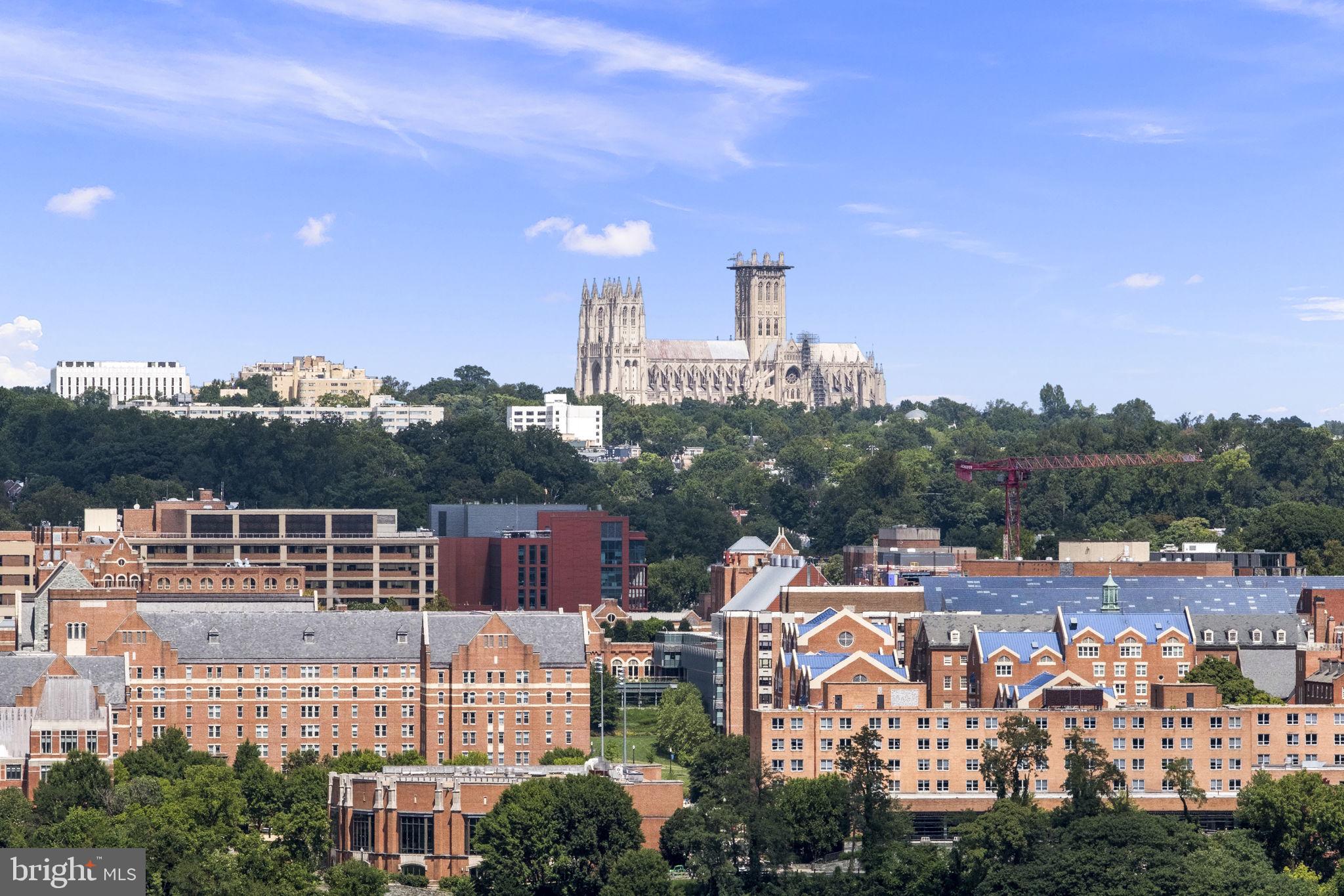 THE ATRIUM - Residential