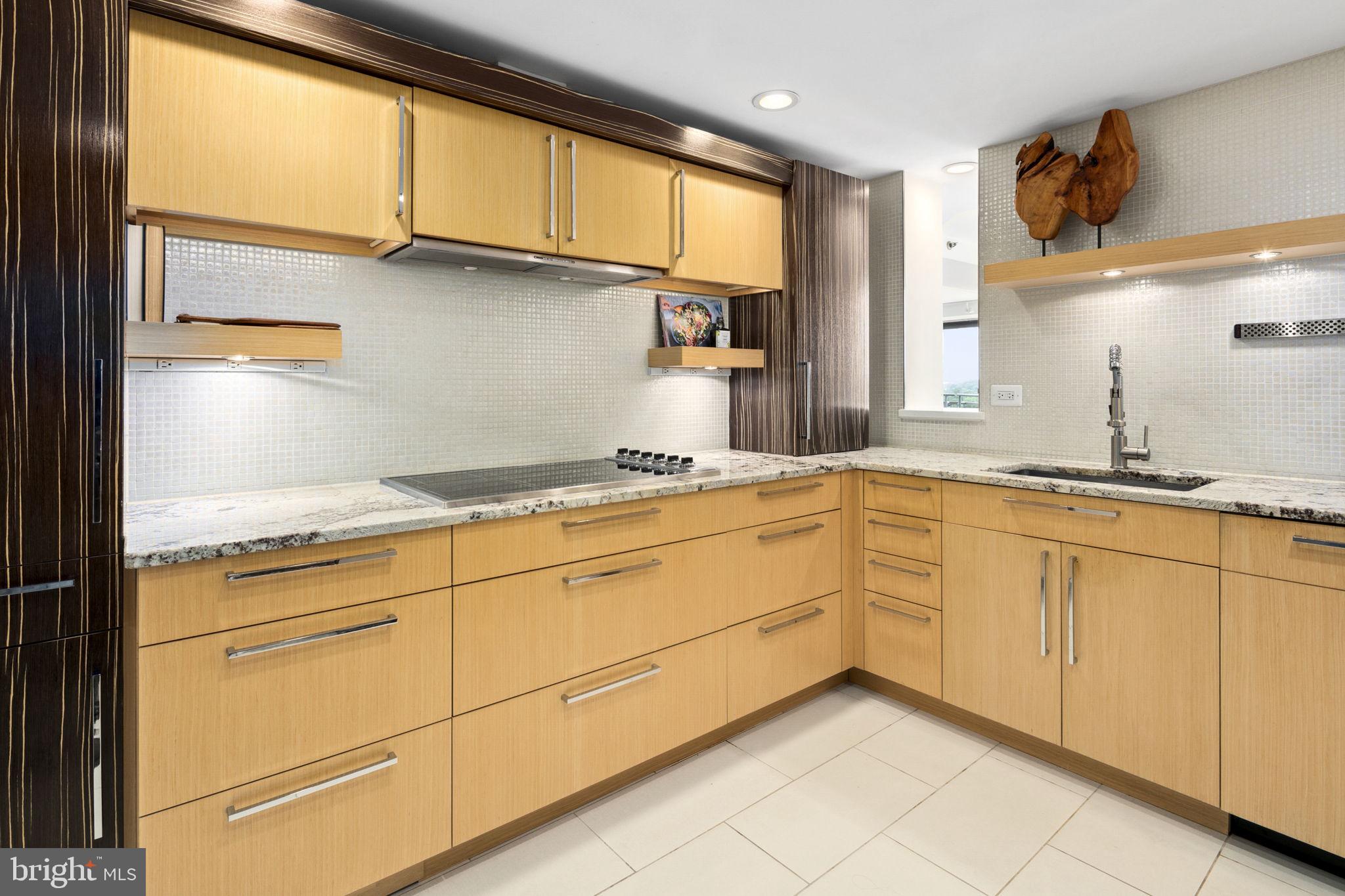 THE ATRIUM - Residential