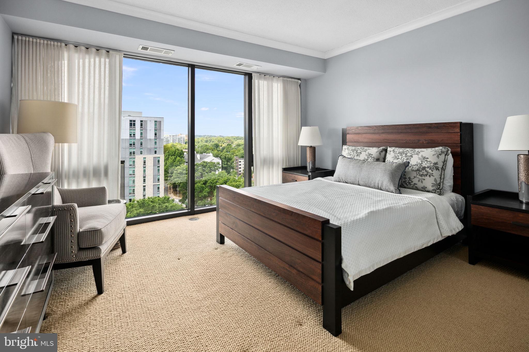 THE ATRIUM - Residential