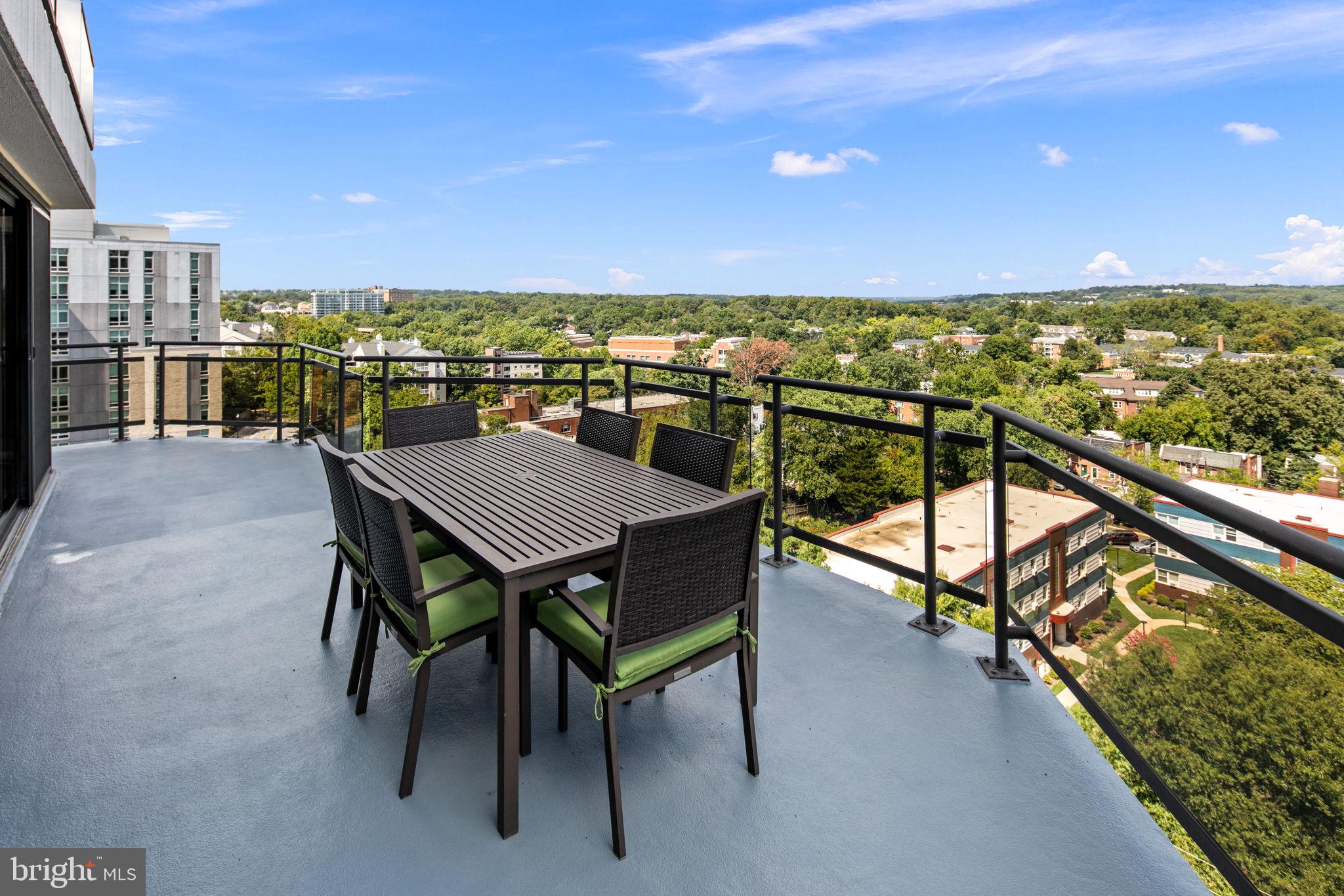 THE ATRIUM - Residential