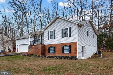 623 Cicero Drive, Ruther Glen, VA MLS: VACV2007732