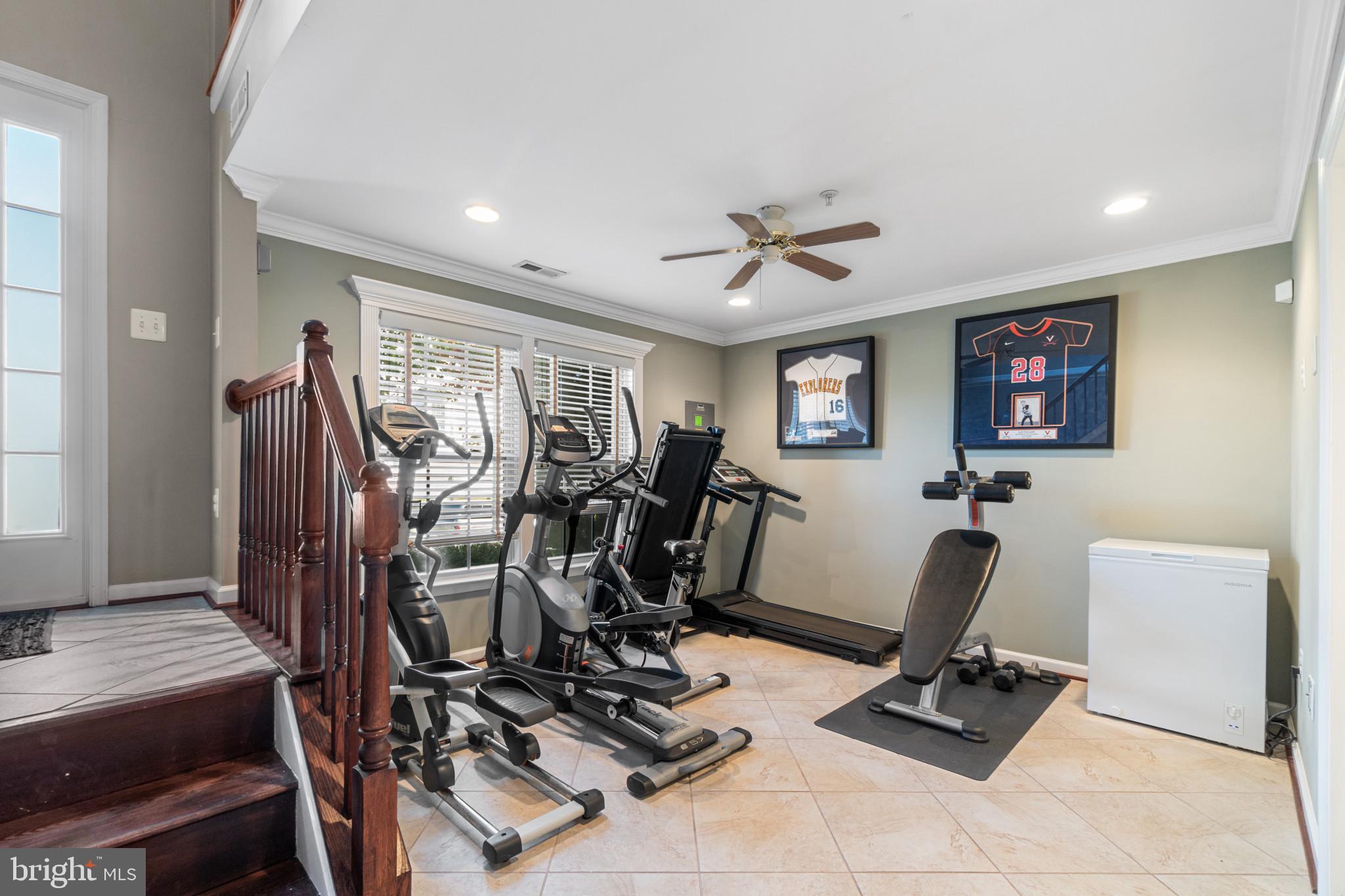 EATON SQUARE - Residential