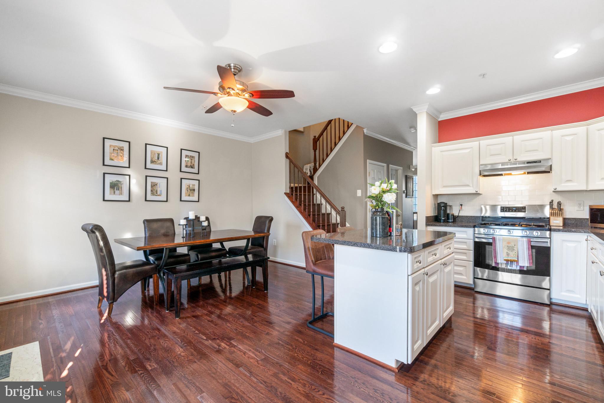 EATON SQUARE - Residential