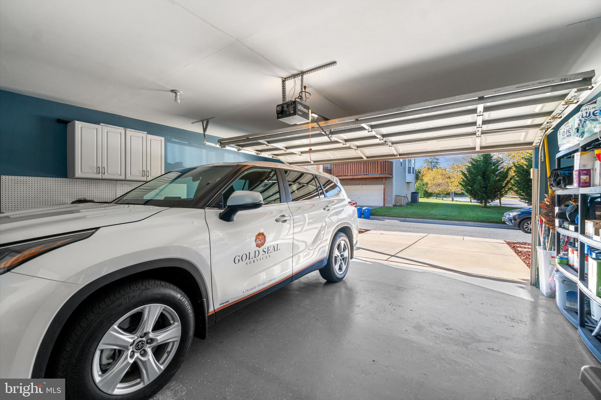 EATON SQUARE - Residential