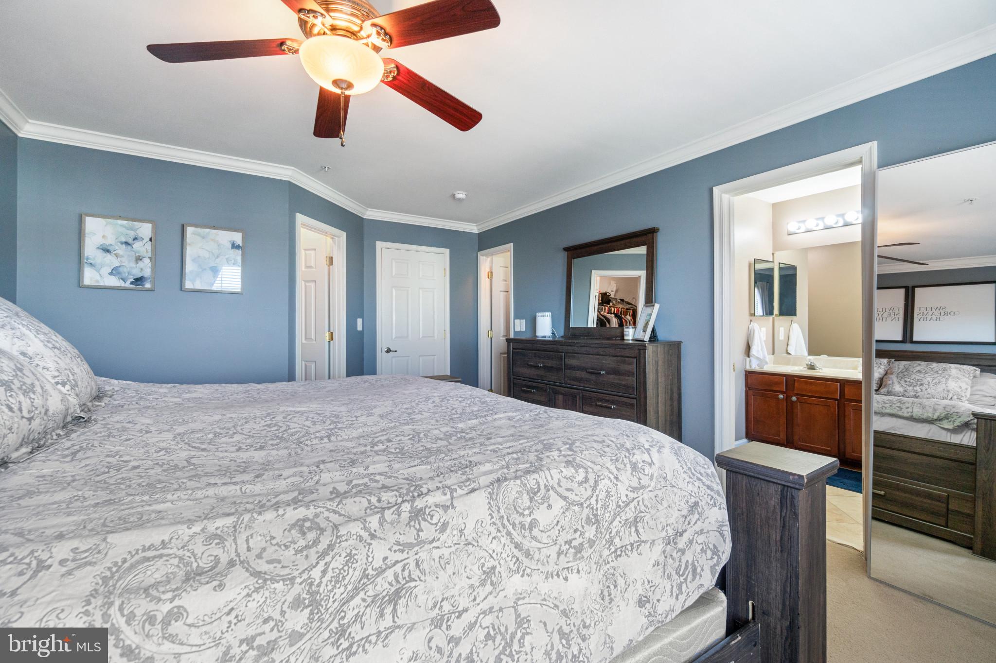 EATON SQUARE - Residential