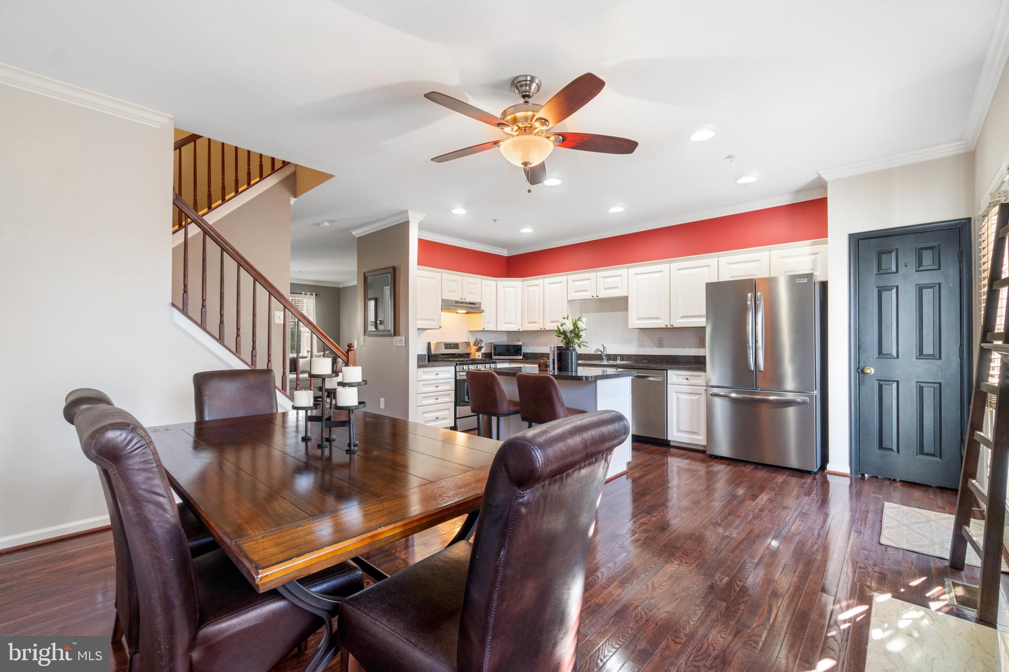 EATON SQUARE - Residential