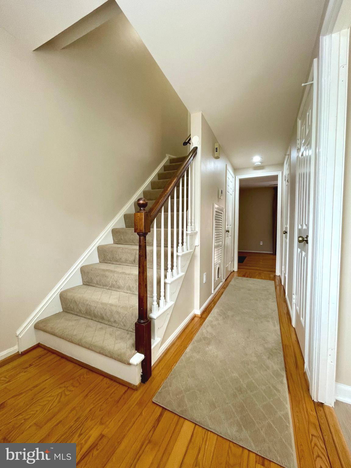 KENWOOD FOREST - Residential Lease