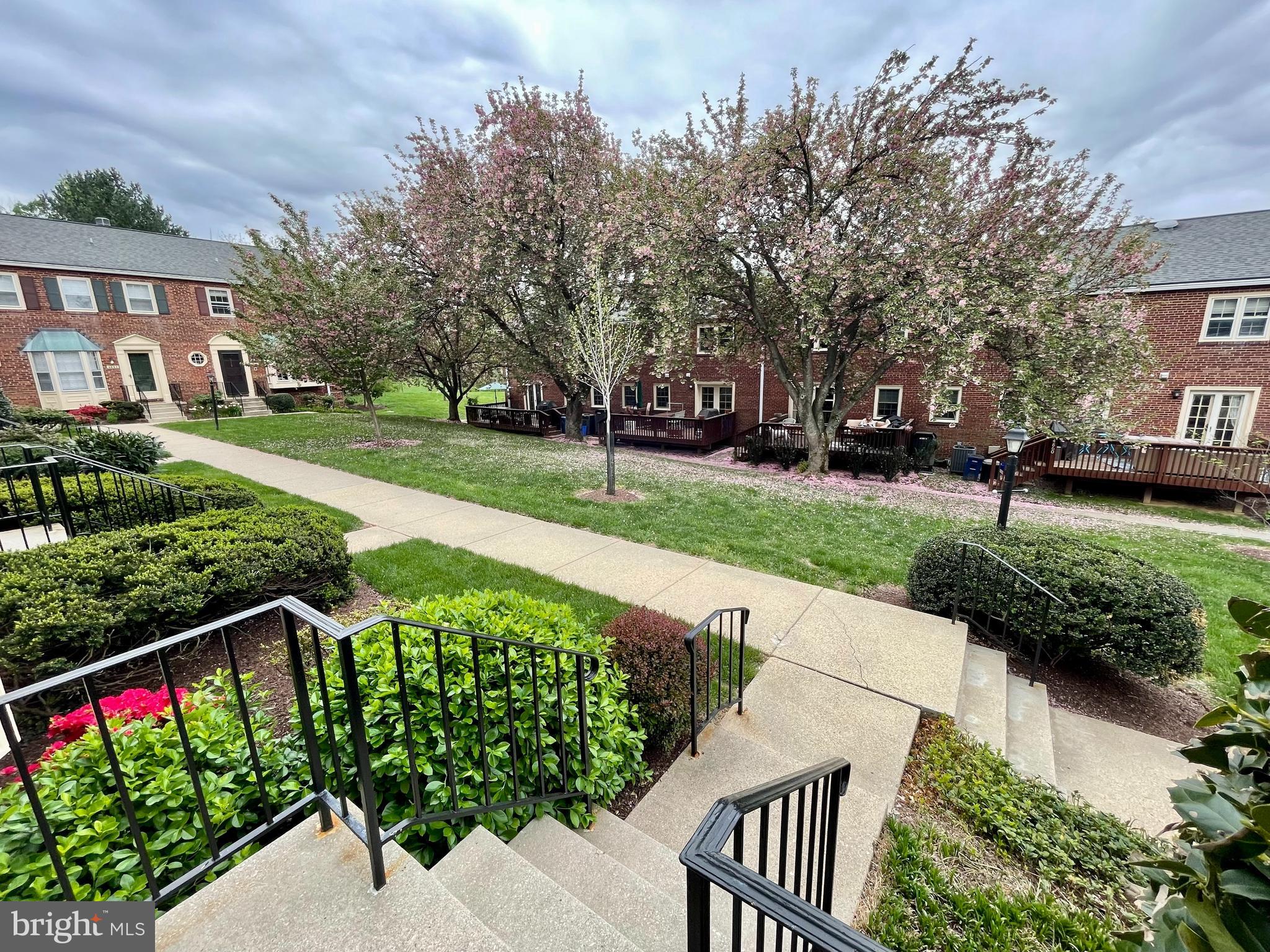 KENWOOD FOREST - Residential Lease