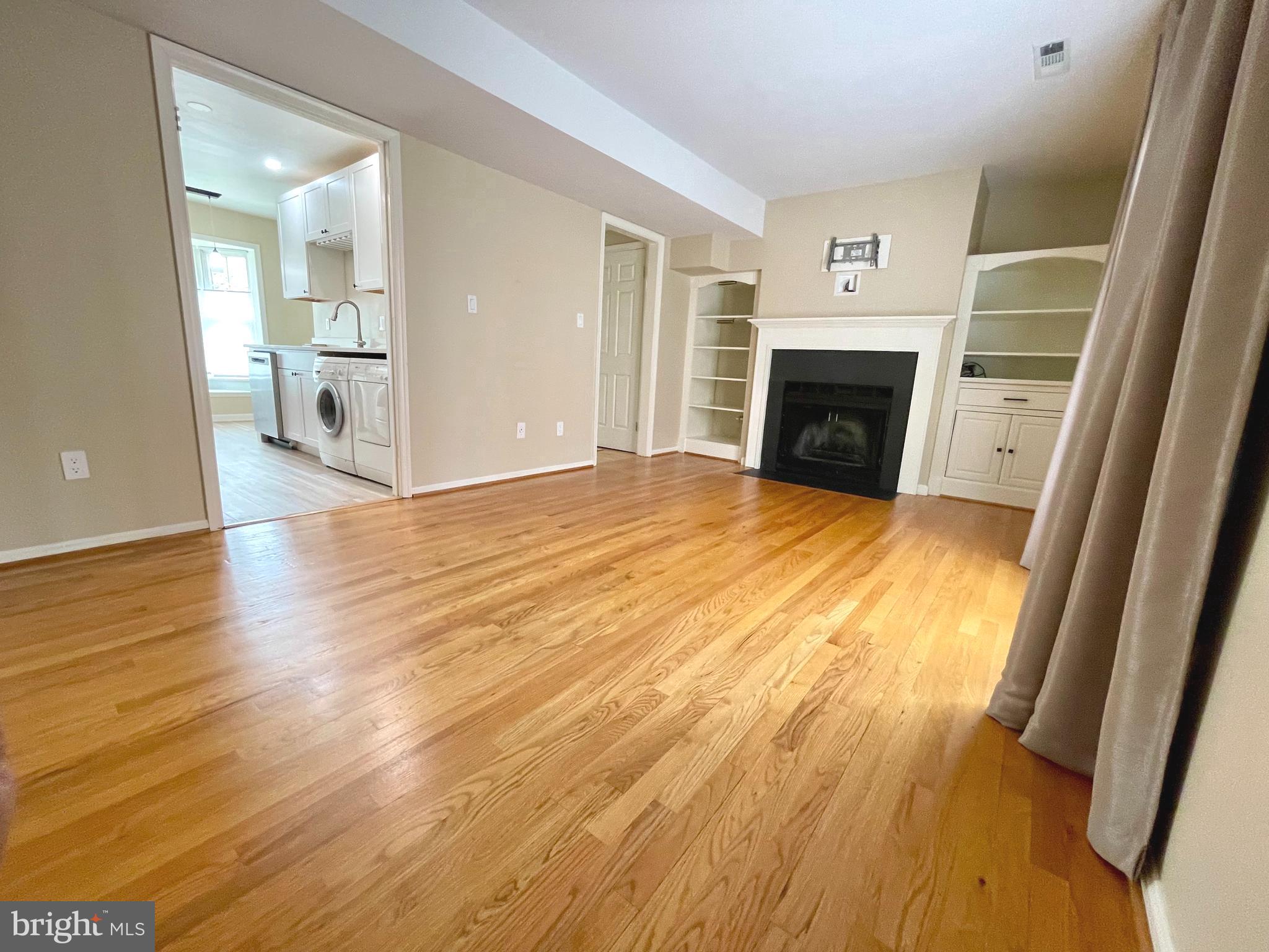 KENWOOD FOREST - Residential Lease