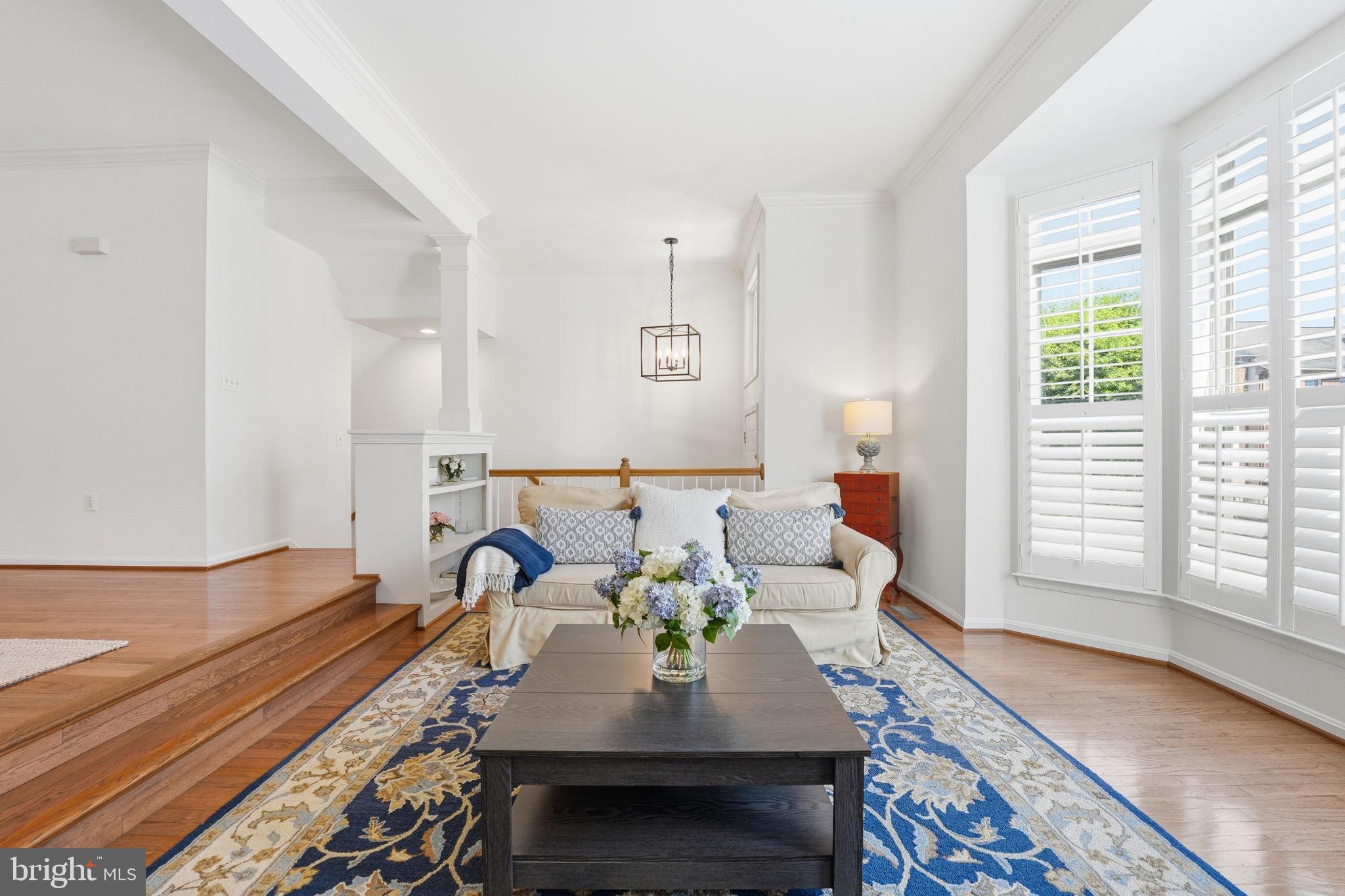 8656 ROYAL WORCESTER LANE