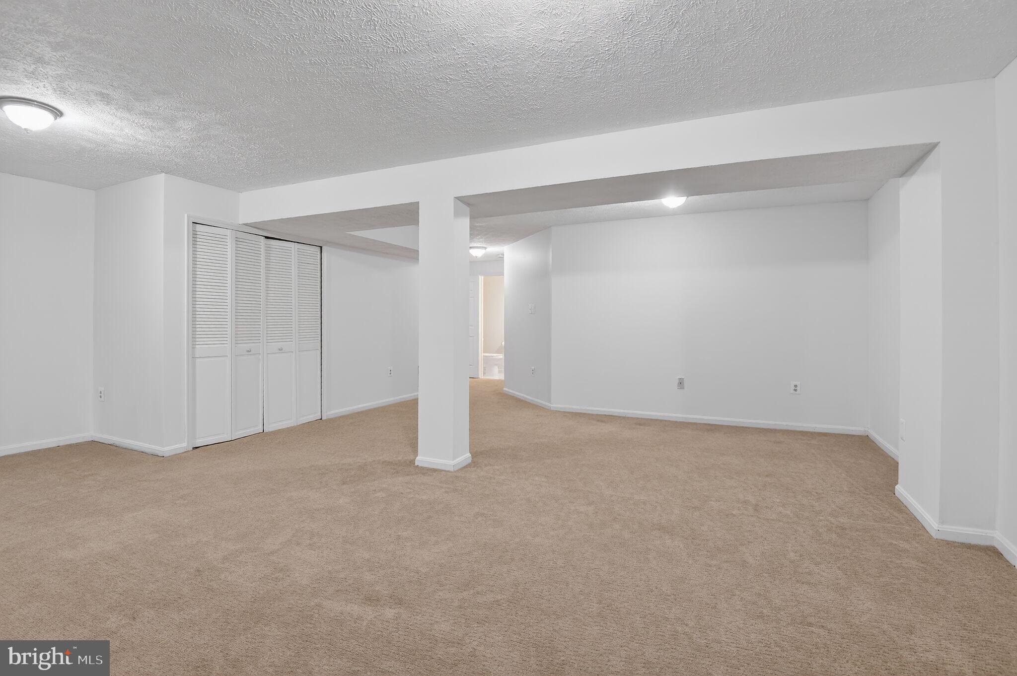 POINT OF WOODS EAST - Residential