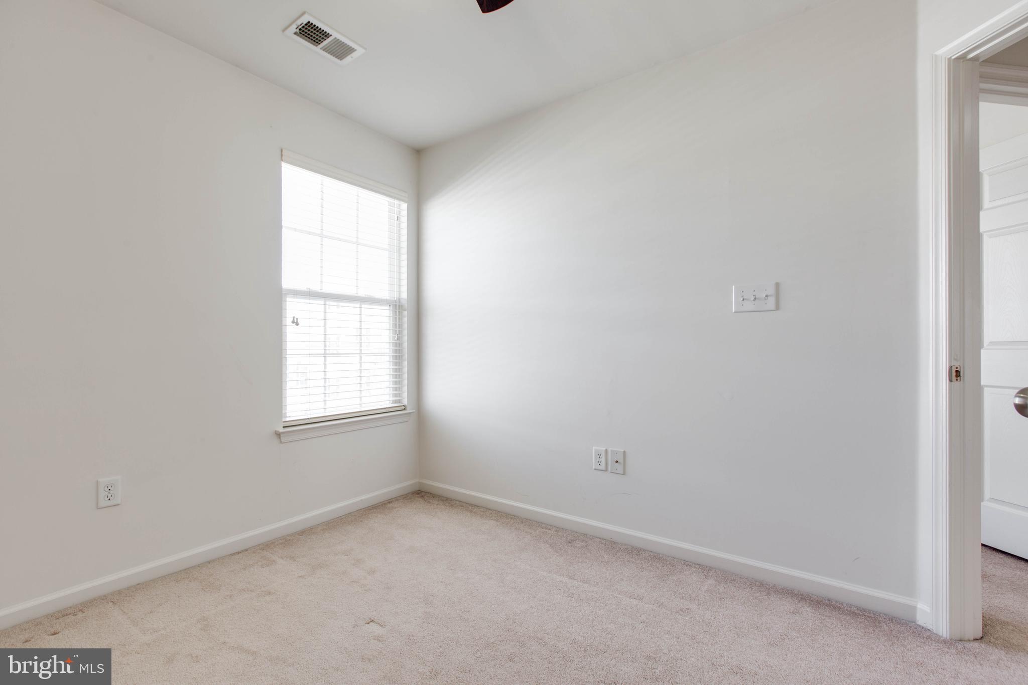 BELMONT STATION - Residential Lease