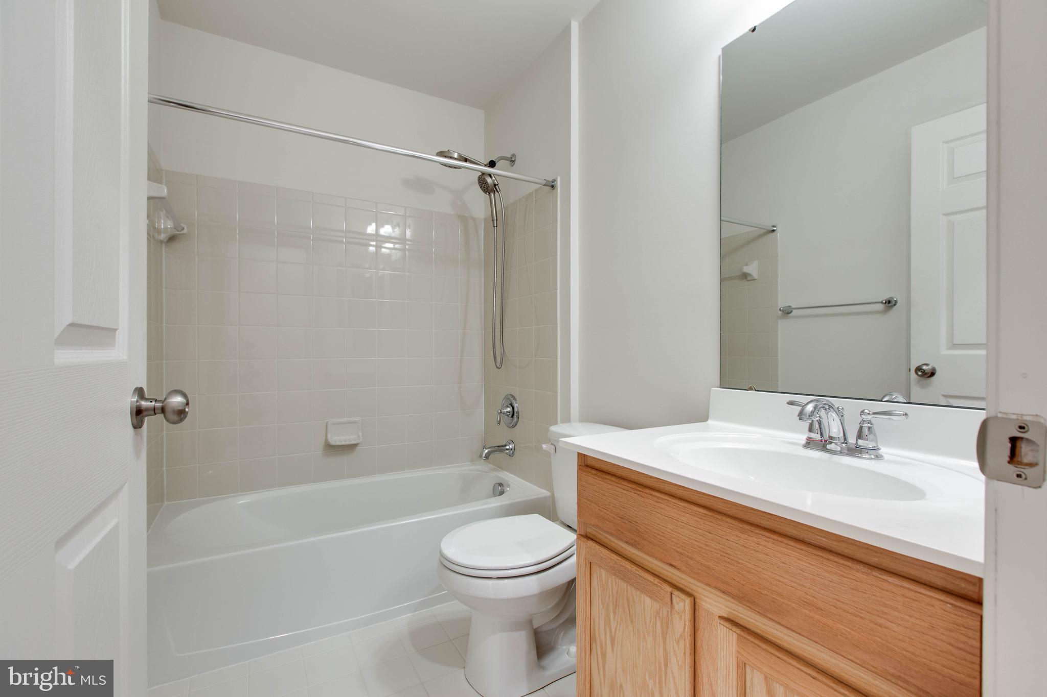 BELMONT STATION - Residential Lease