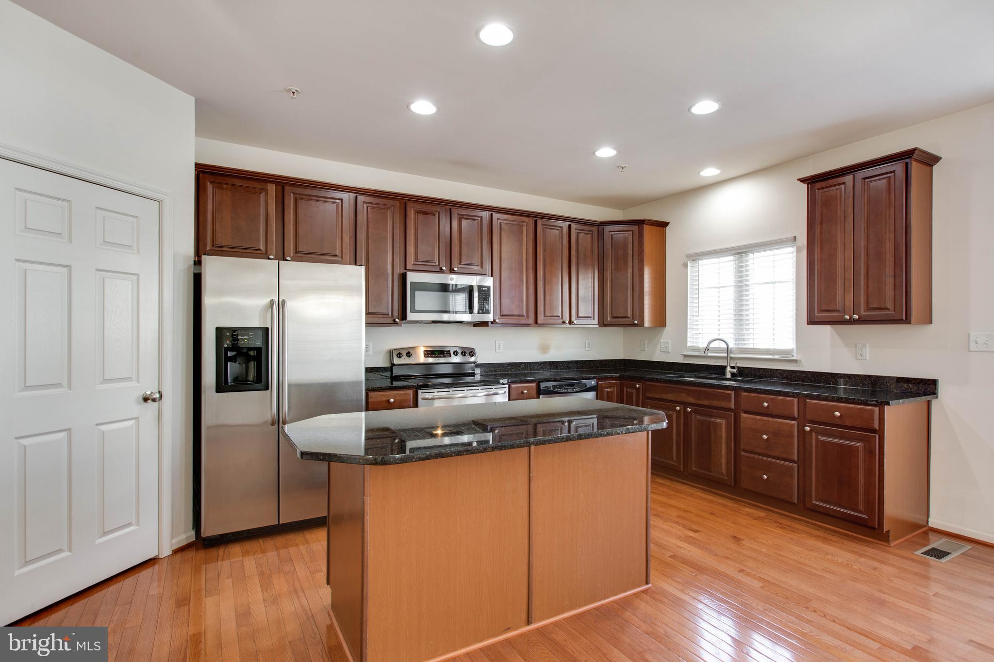 BELMONT STATION - Residential Lease