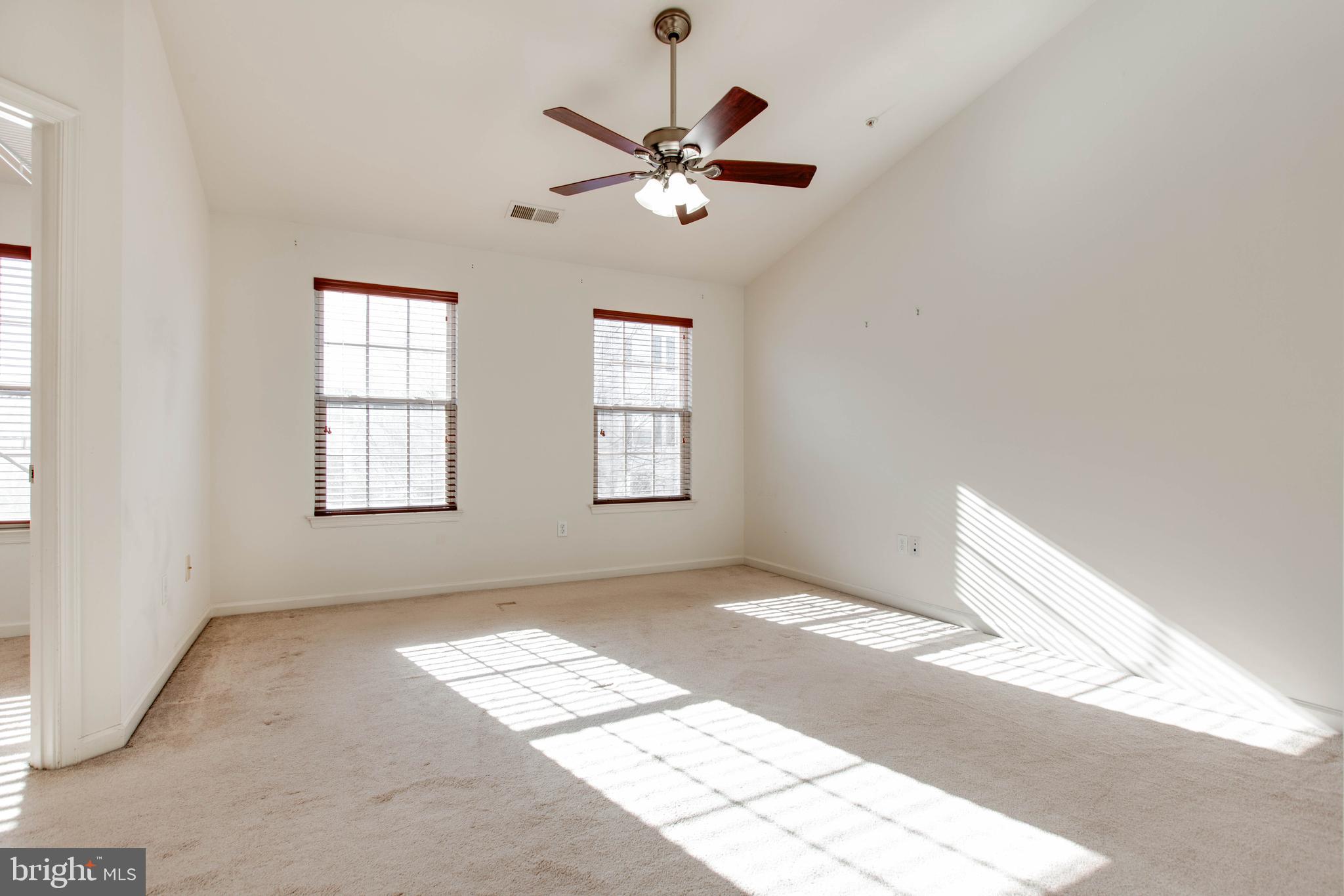 BELMONT STATION - Residential Lease