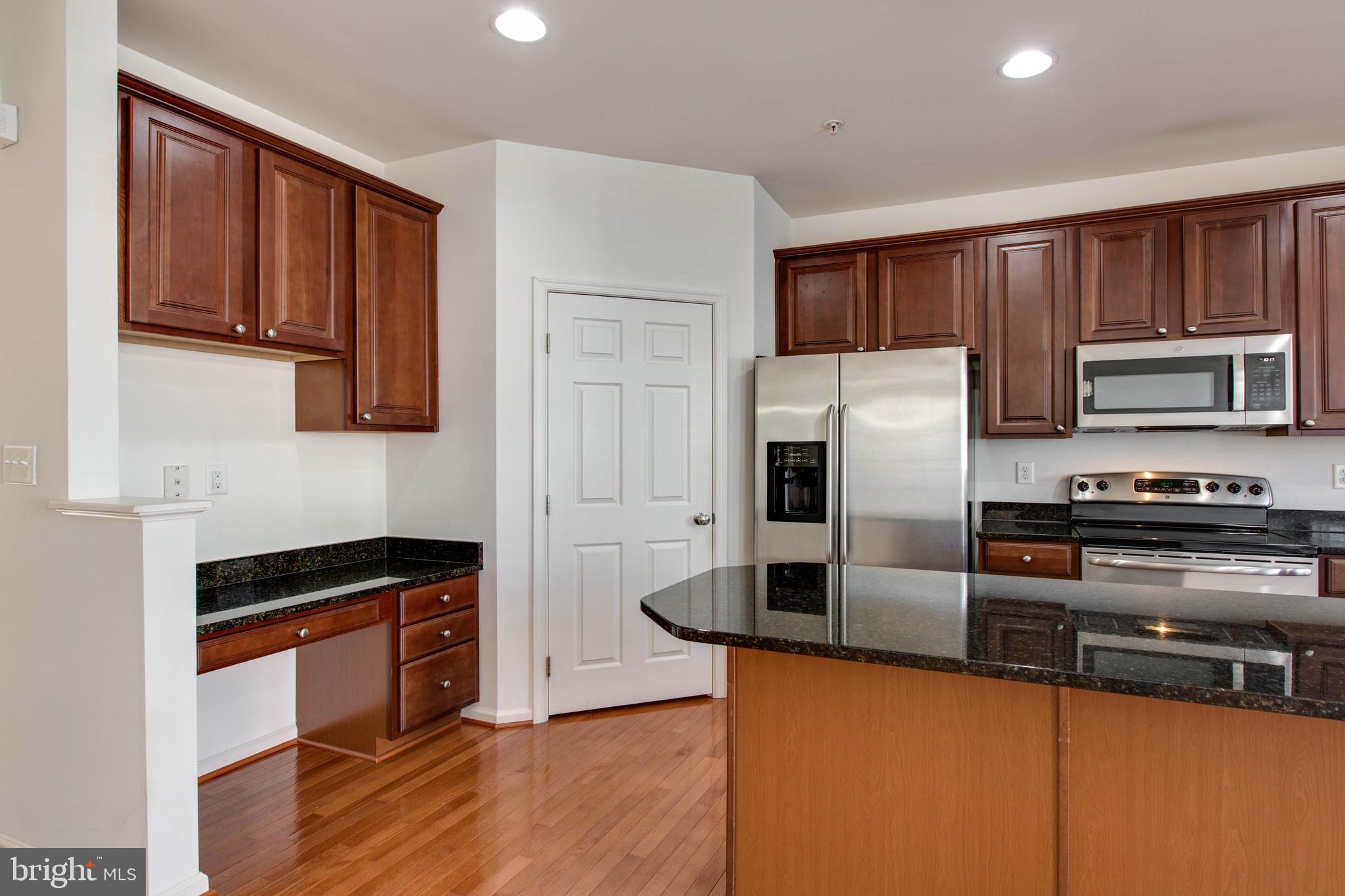 BELMONT STATION - Residential Lease