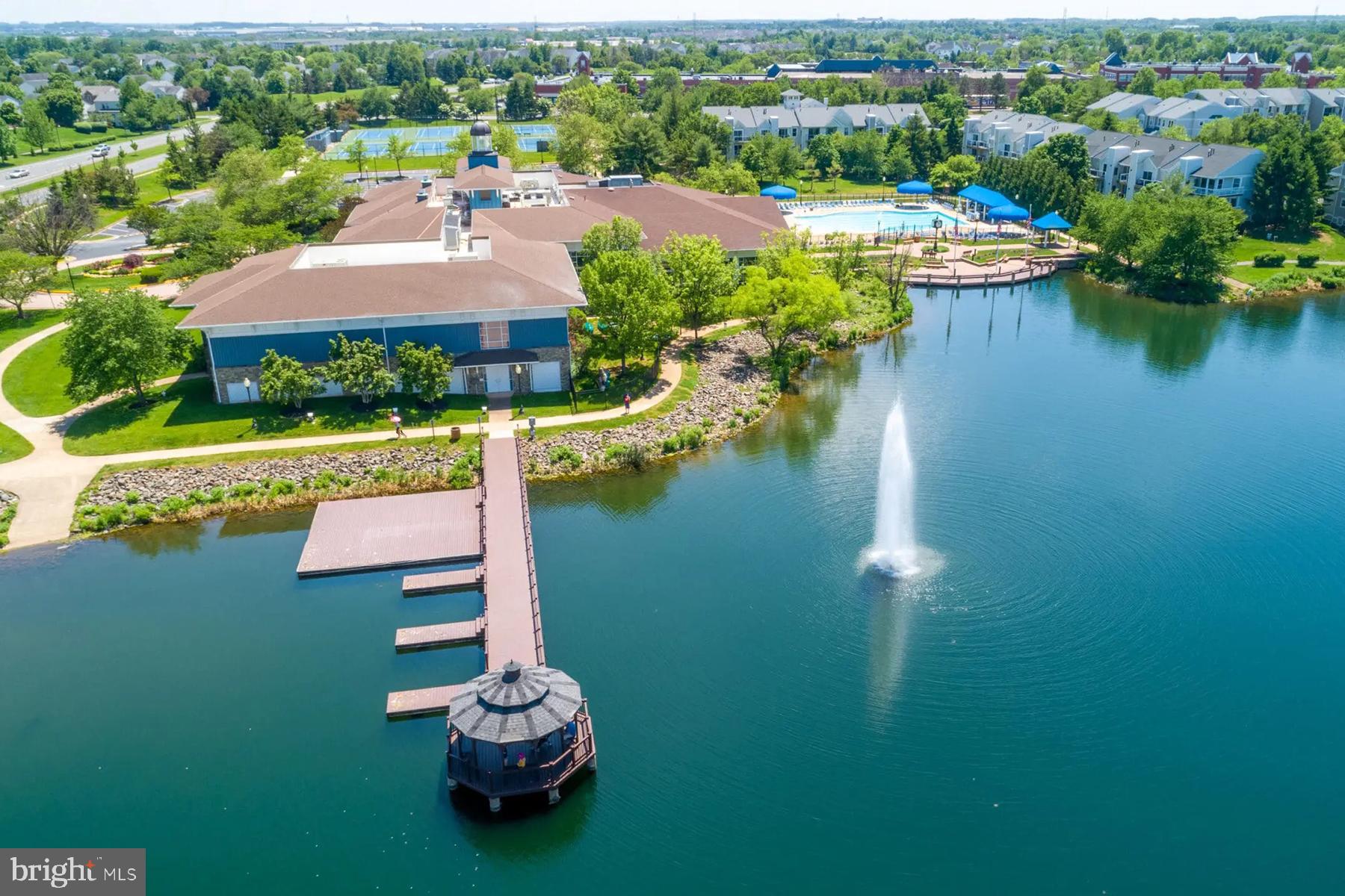 ASHBURN VILLAGE - Residential