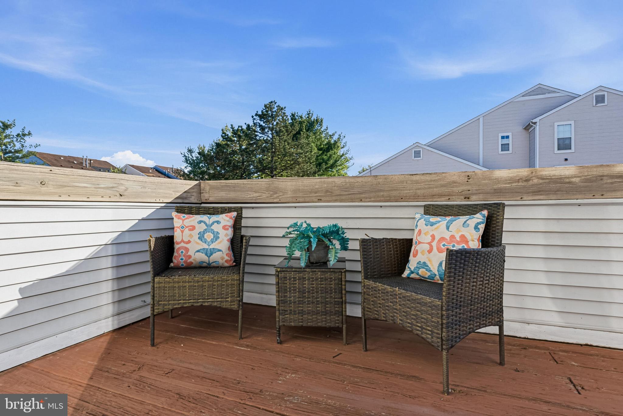 ASHBURN VILLAGE - Residential