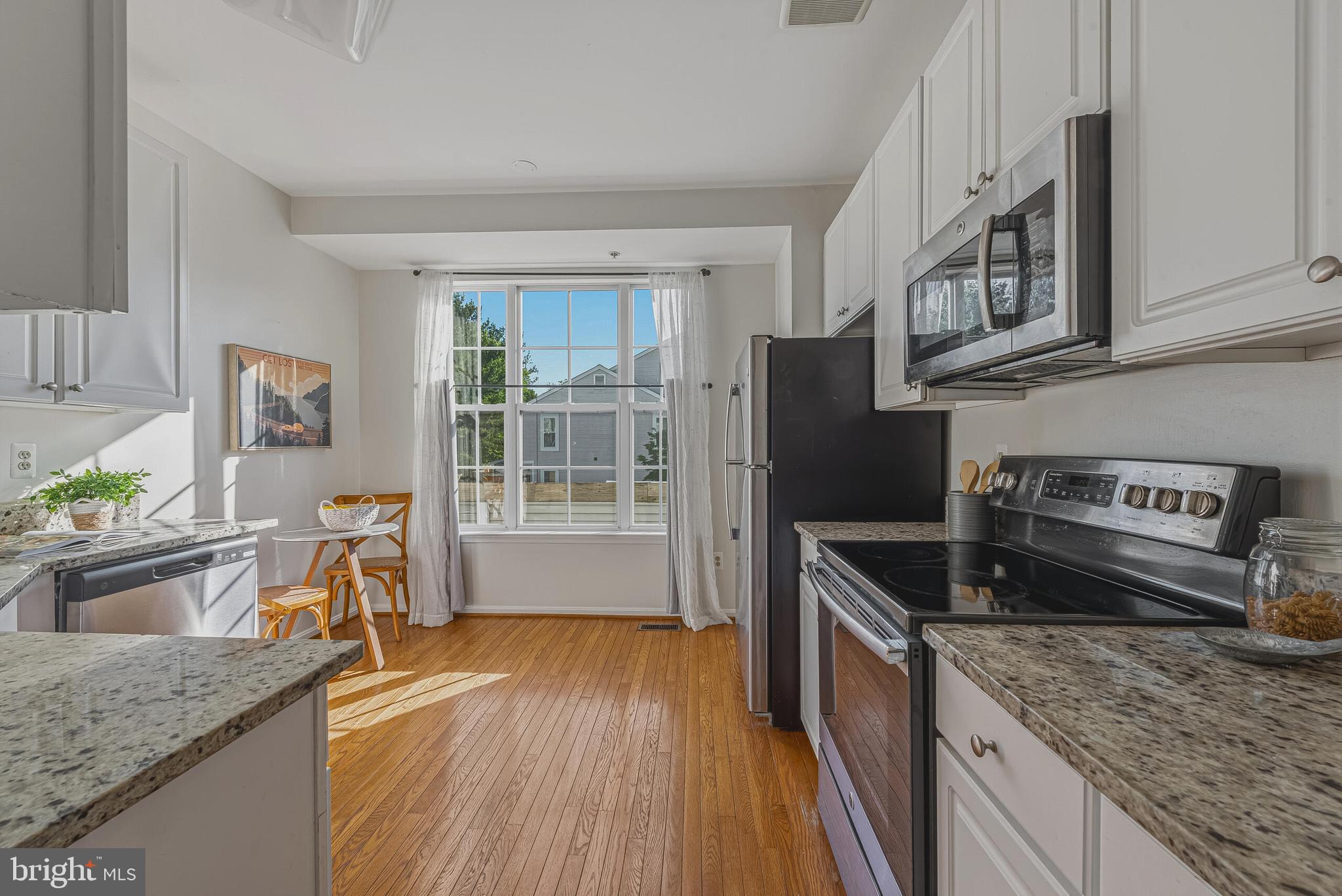 ASHBURN VILLAGE - Residential