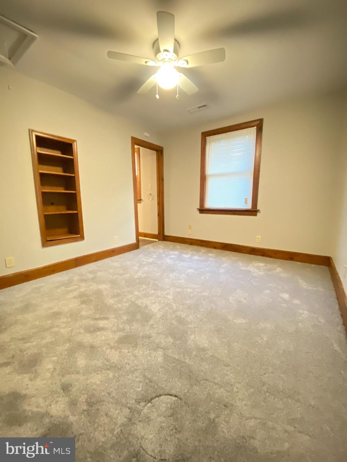 CAROLINE PINES - Residential