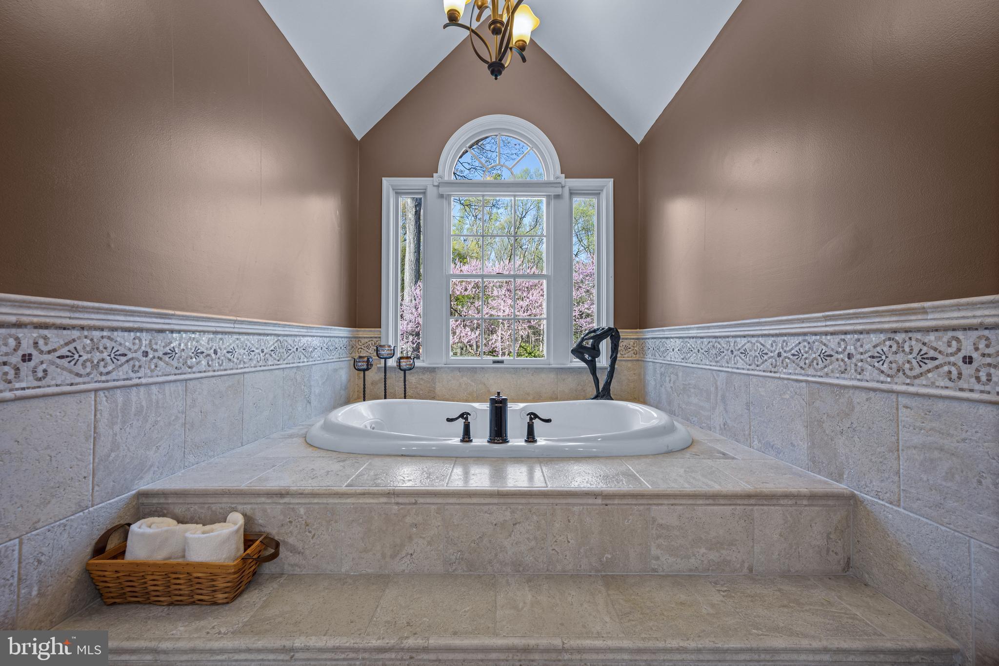 MEADOWOOD - Residential