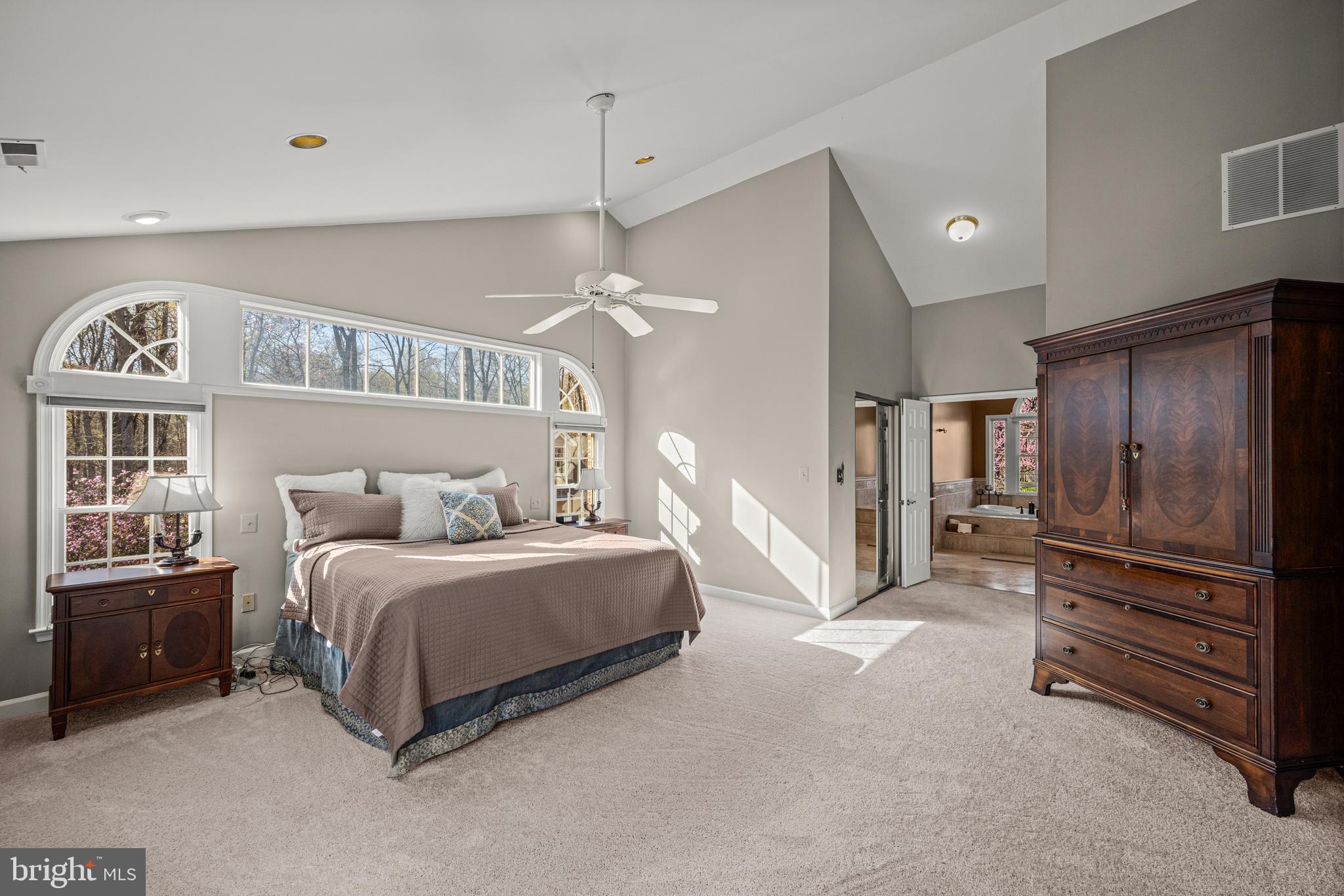 MEADOWOOD - Residential