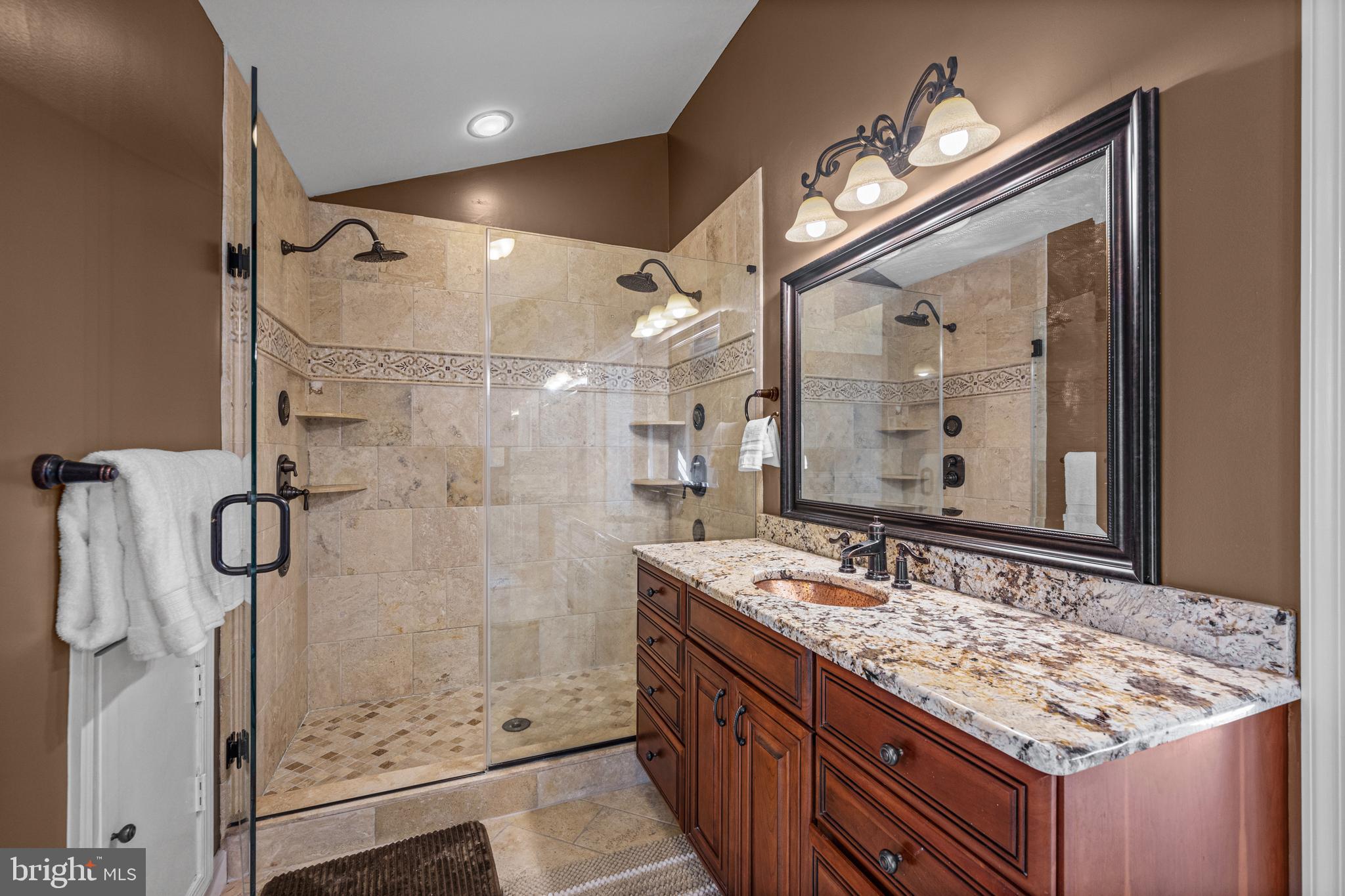 MEADOWOOD - Residential