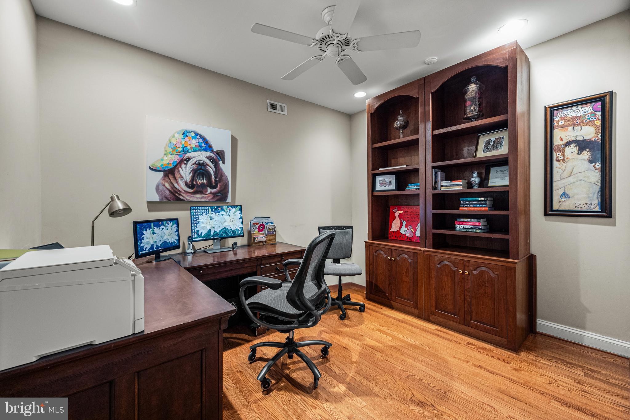 MEADOWOOD - Residential