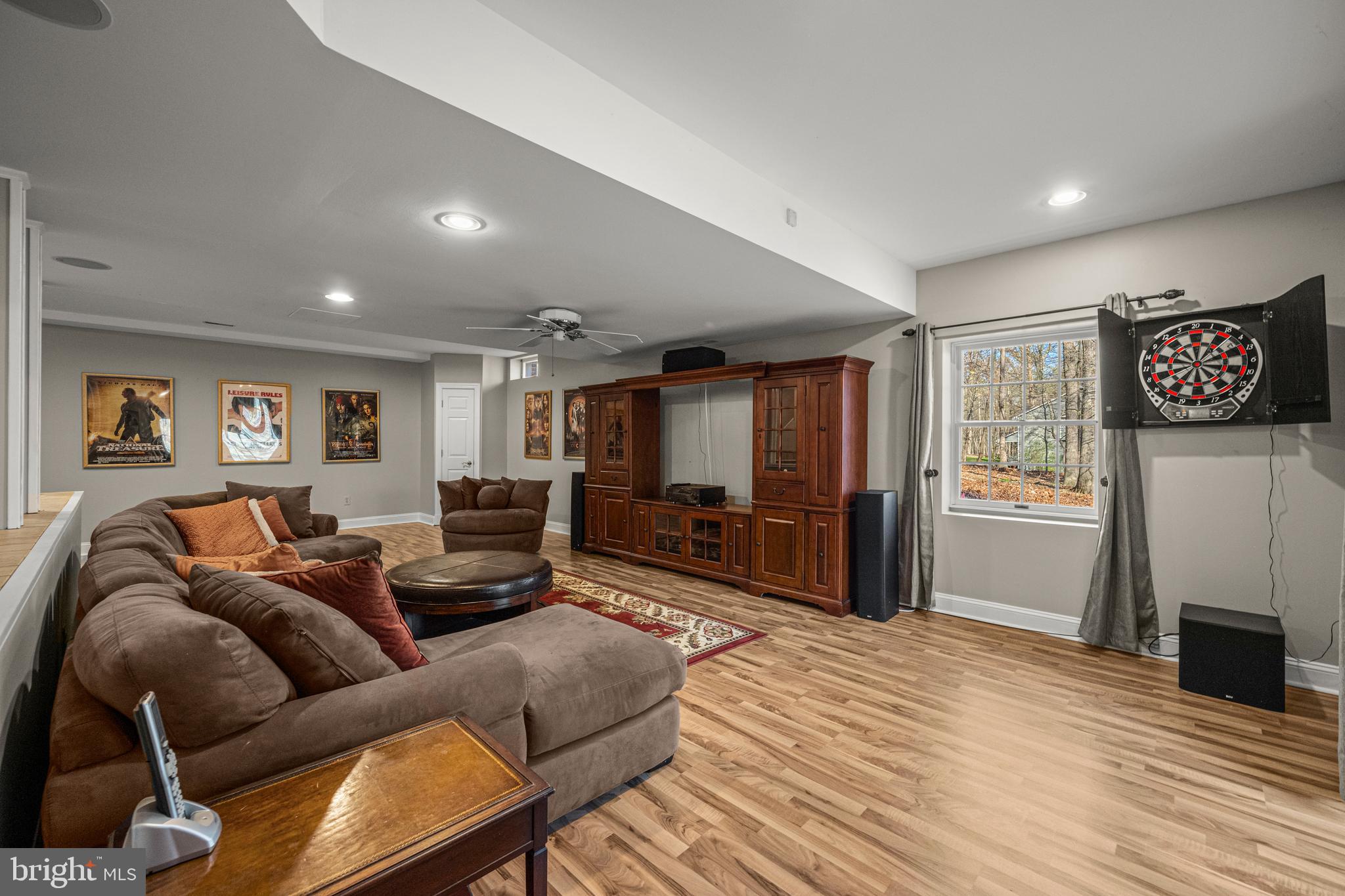 MEADOWOOD - Residential