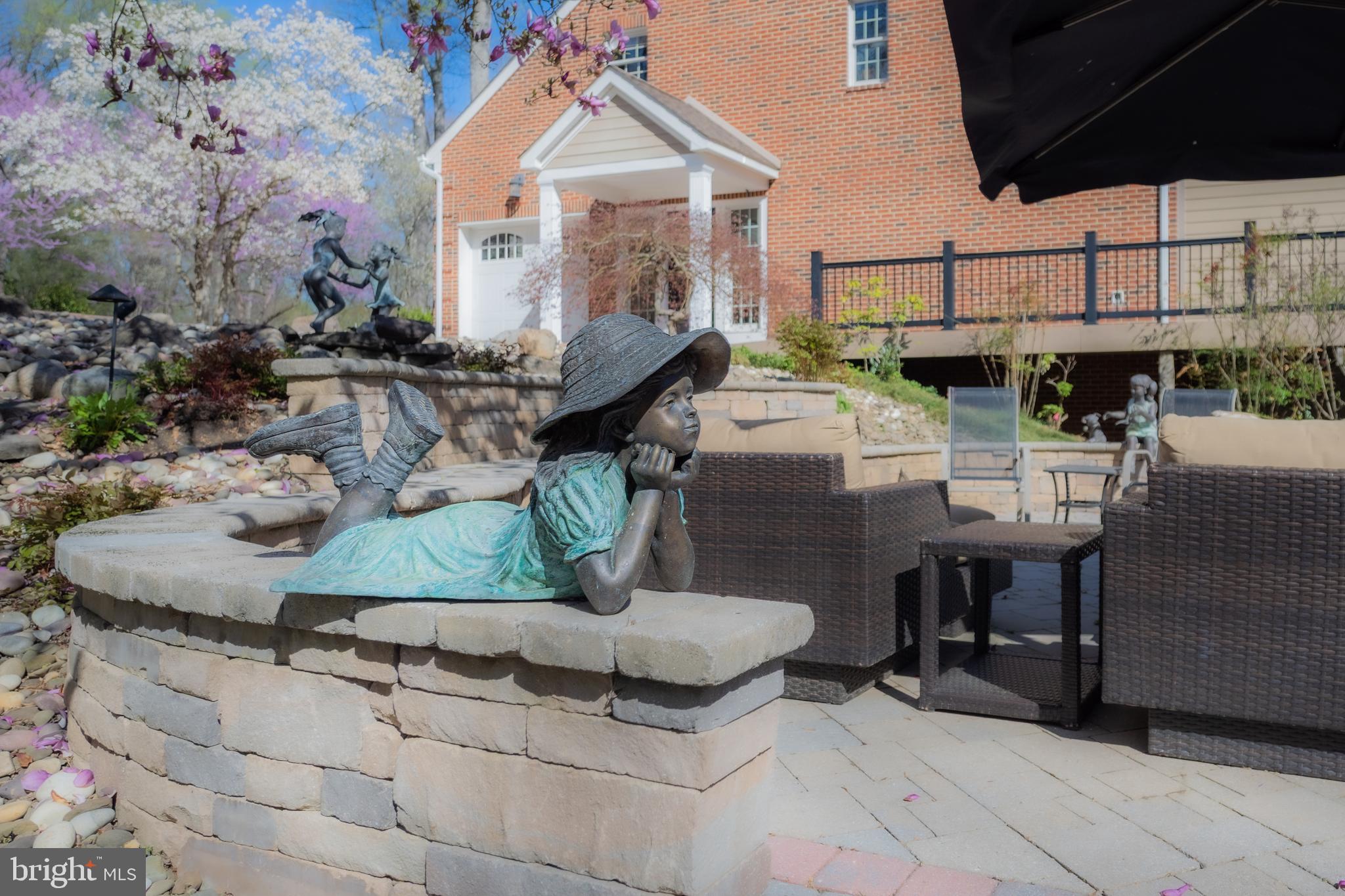 MEADOWOOD - Residential