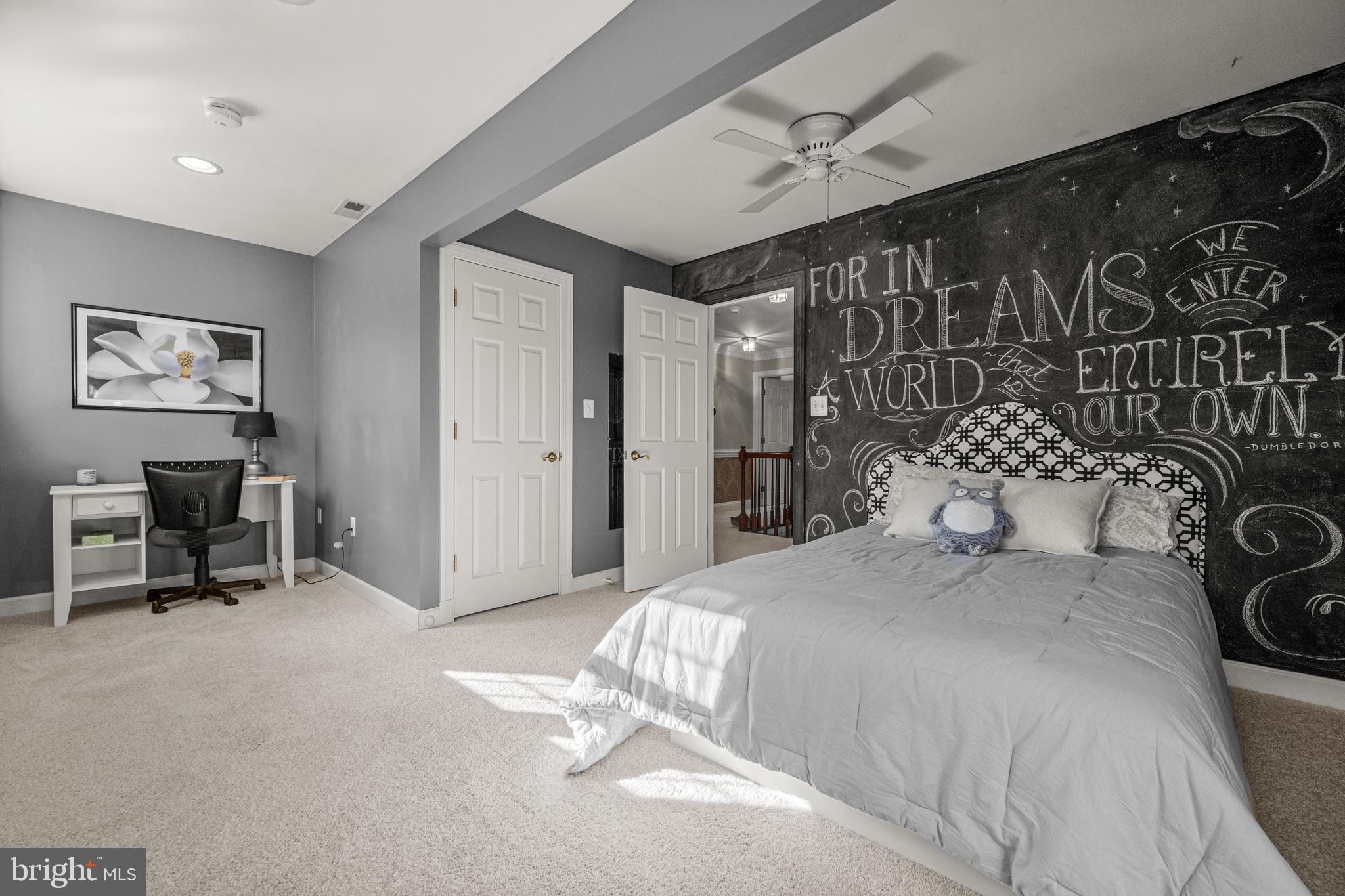 MEADOWOOD - Residential