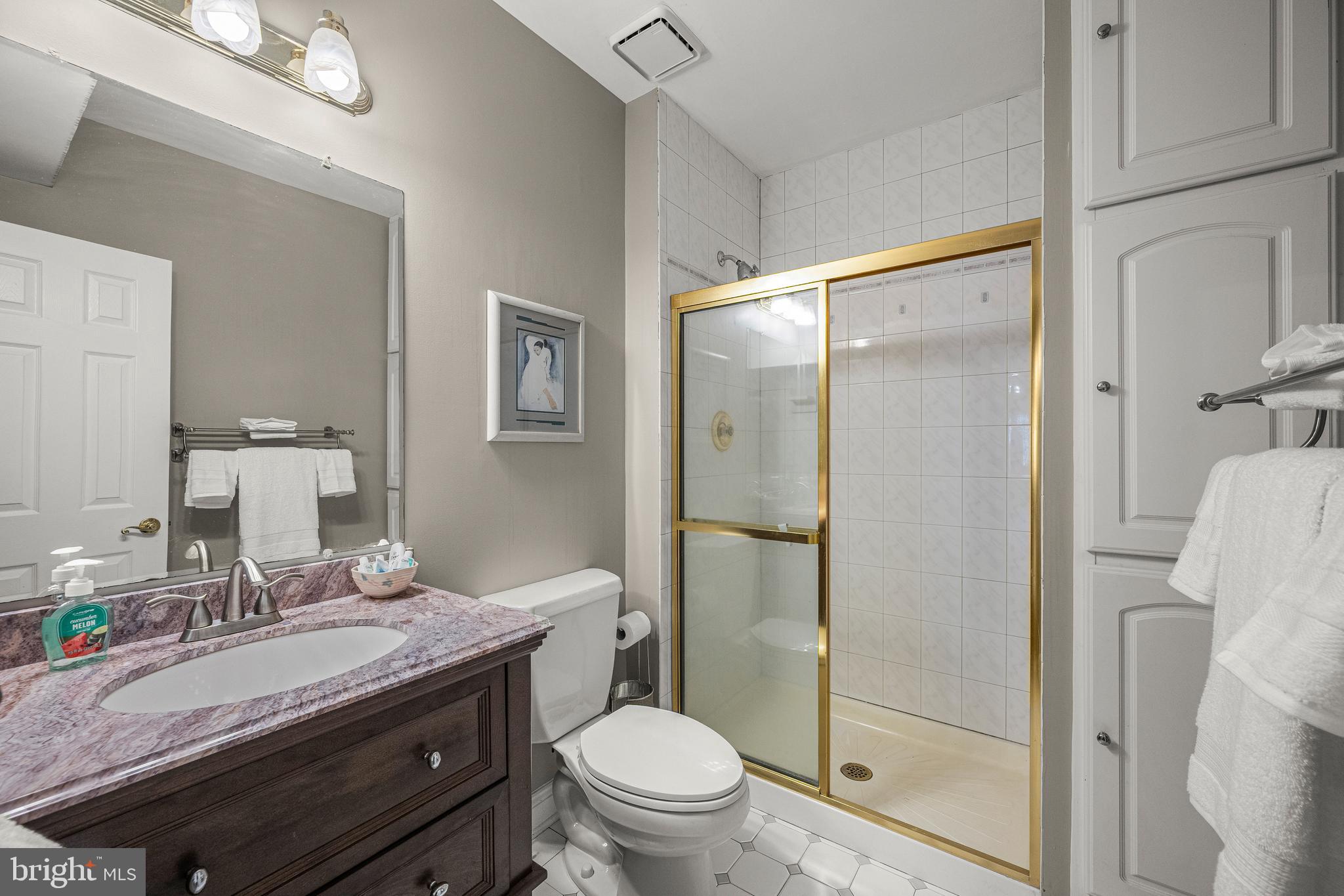 MEADOWOOD - Residential