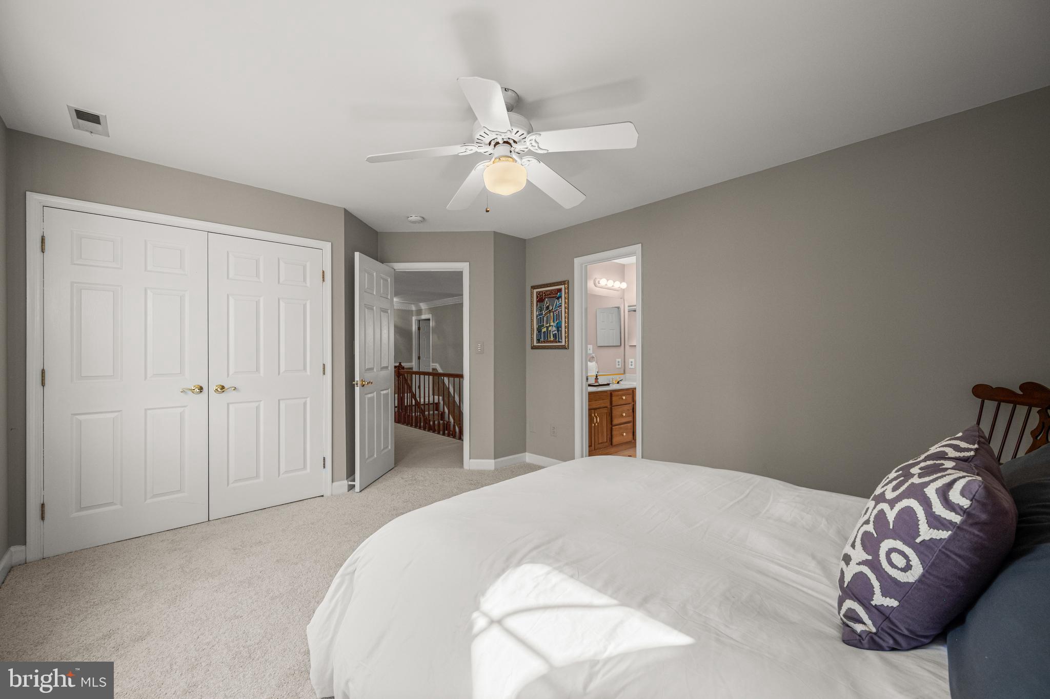 MEADOWOOD - Residential