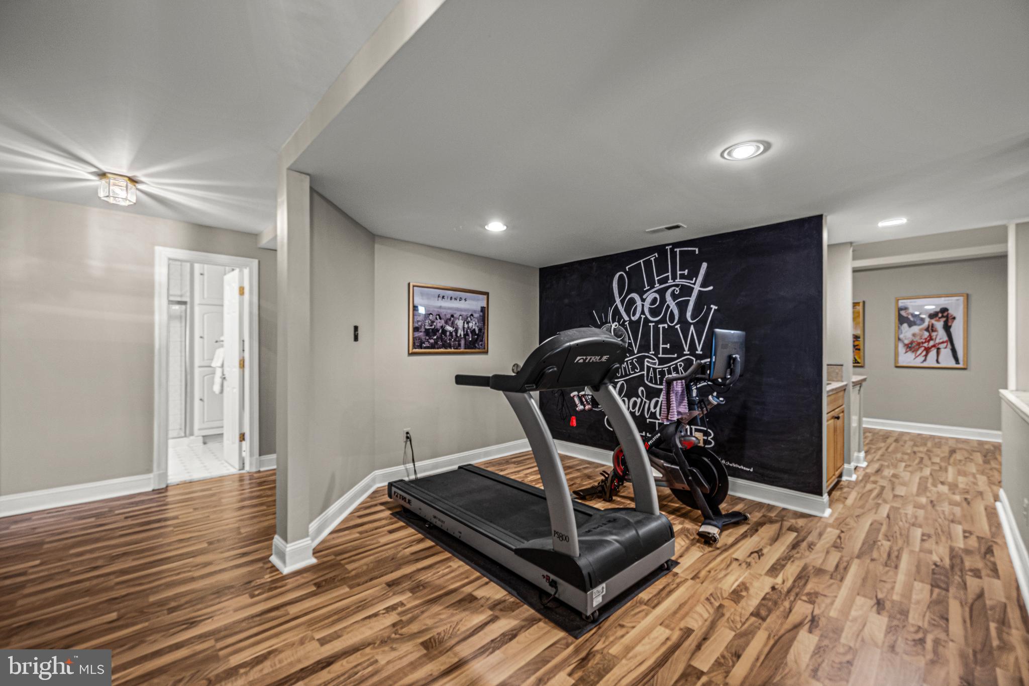 MEADOWOOD - Residential